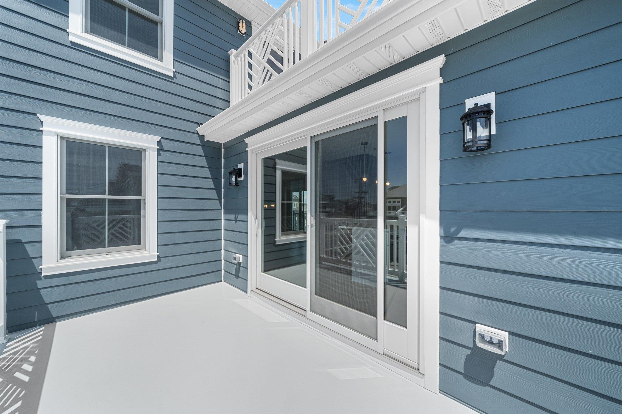 293 24th Street Unit: 293