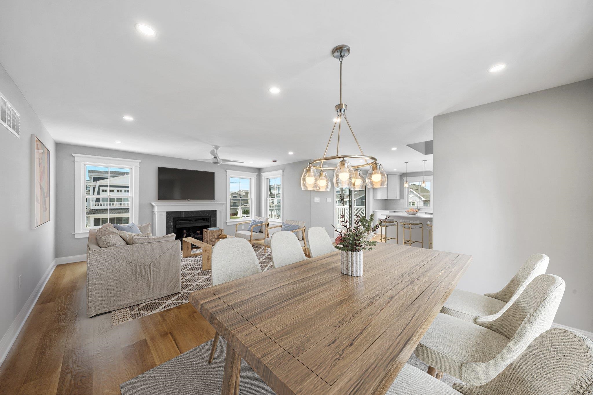 297 24th Street Unit: 297