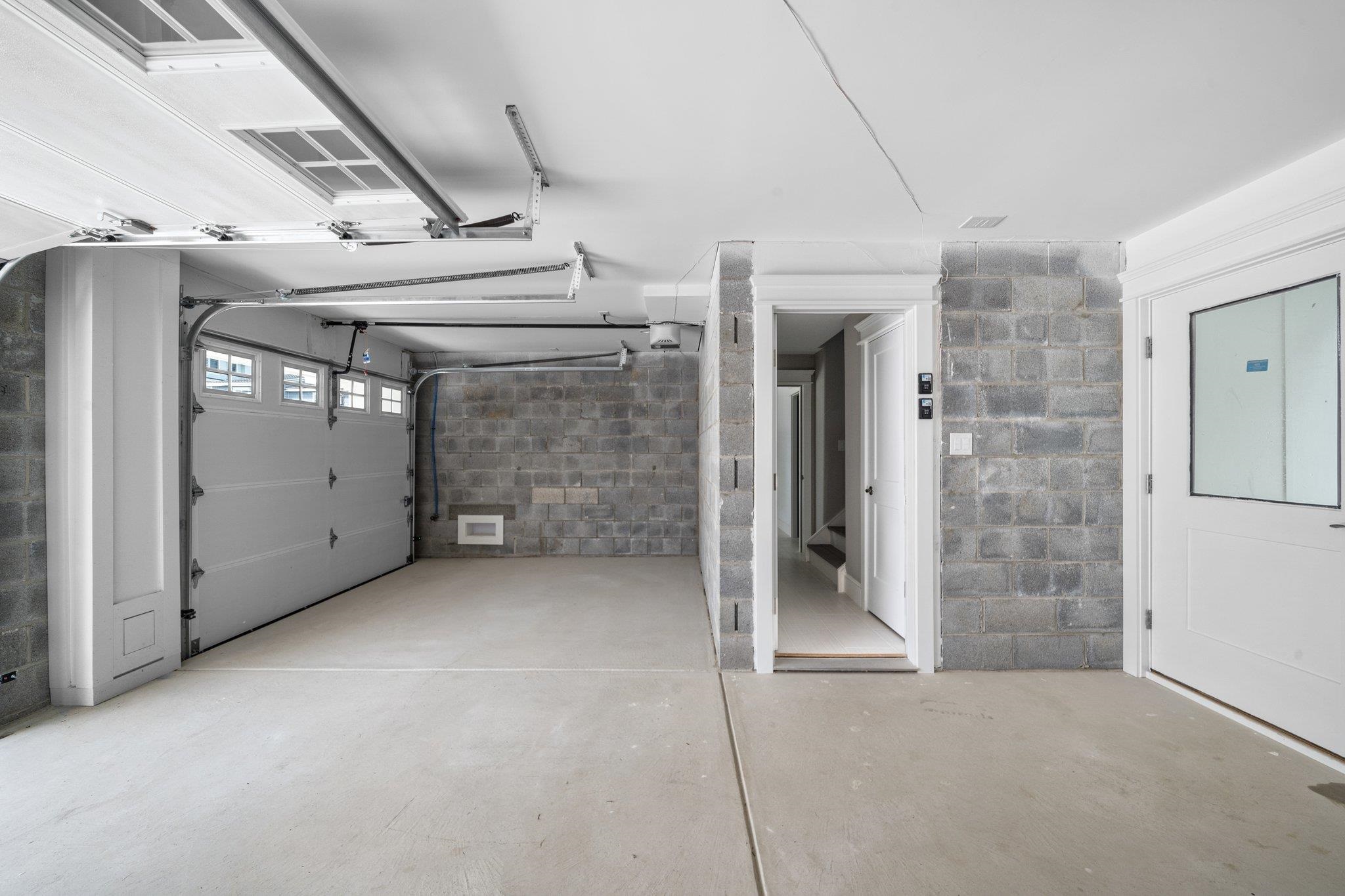 297 24th Street Unit: 297