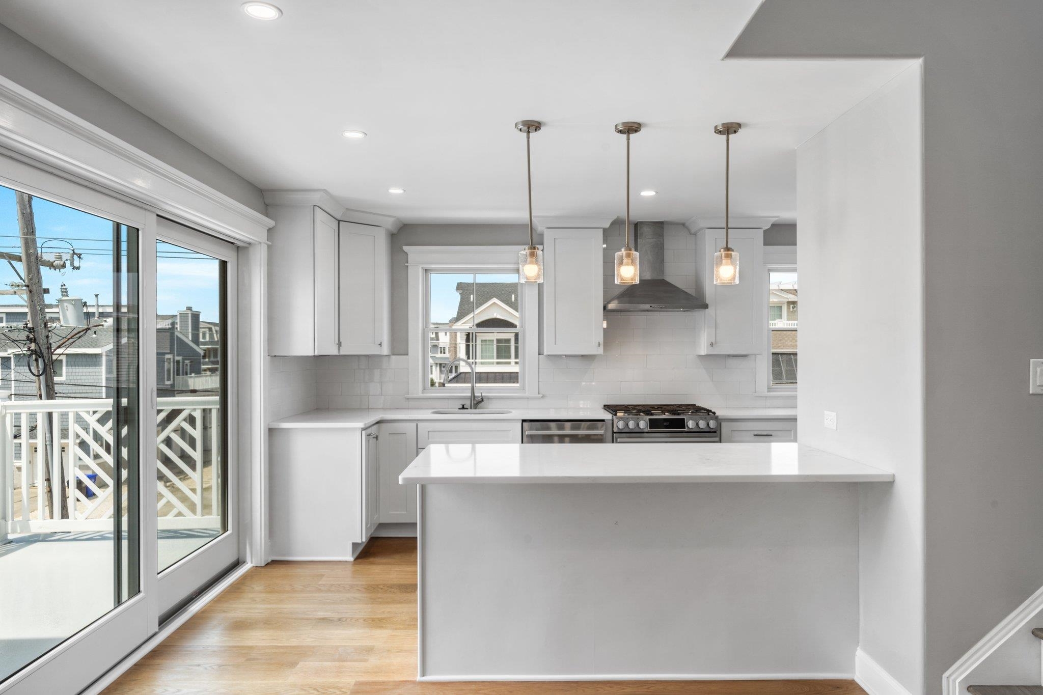 297 24th Street Unit: 297