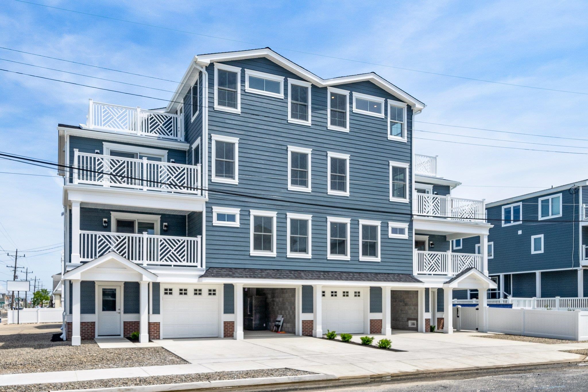 297 24th Street Unit: 297
