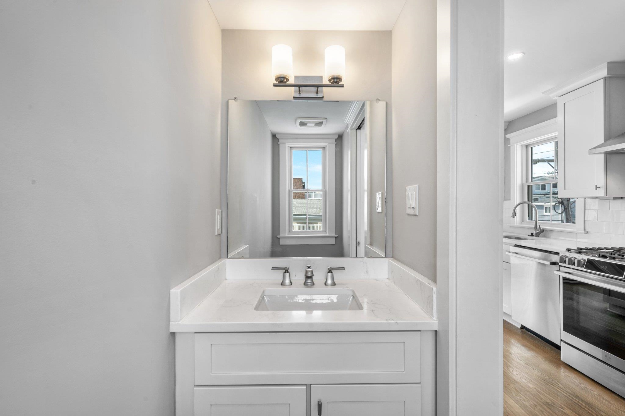 297 24th Street Unit: 297