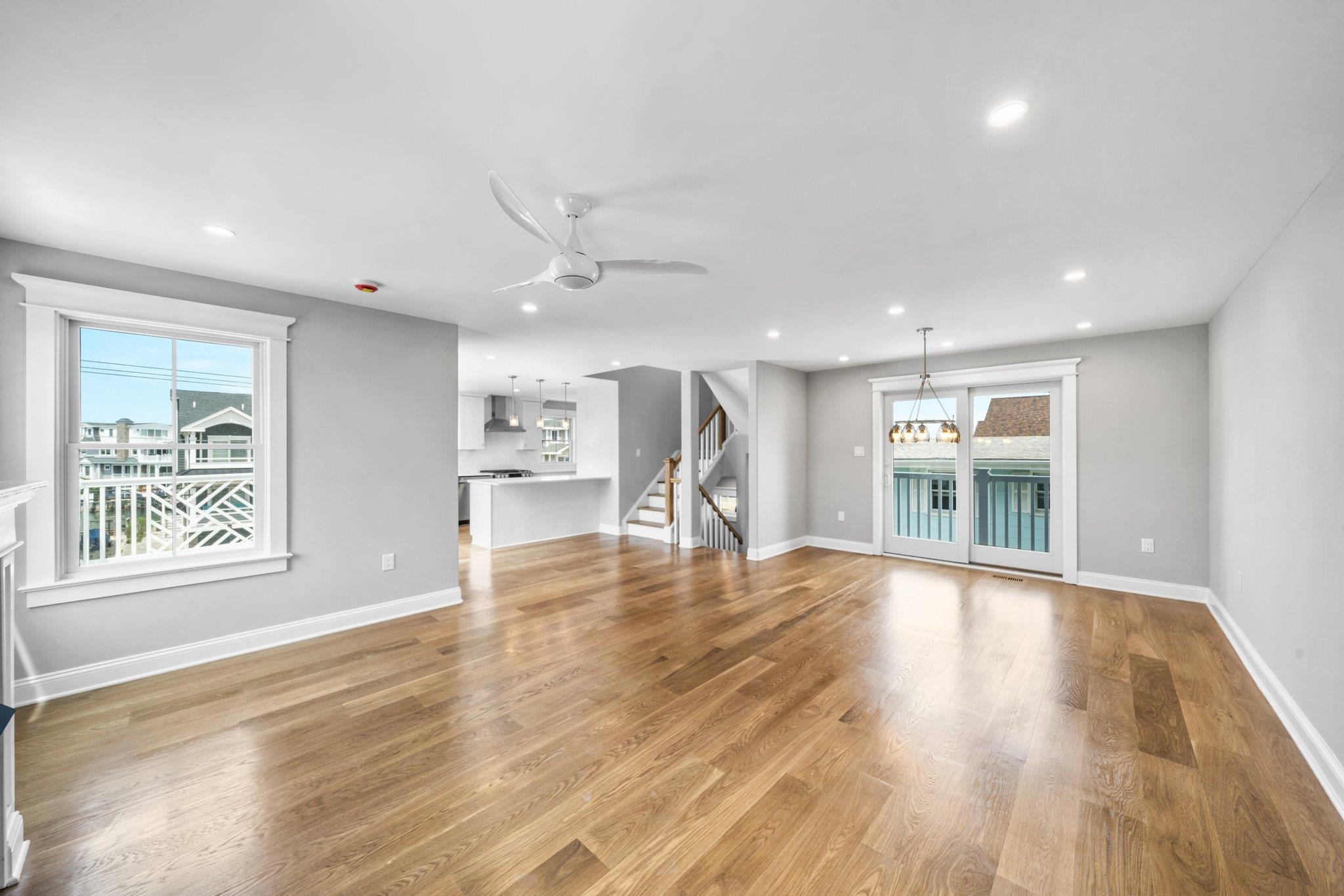 297 24th Street Unit: 297