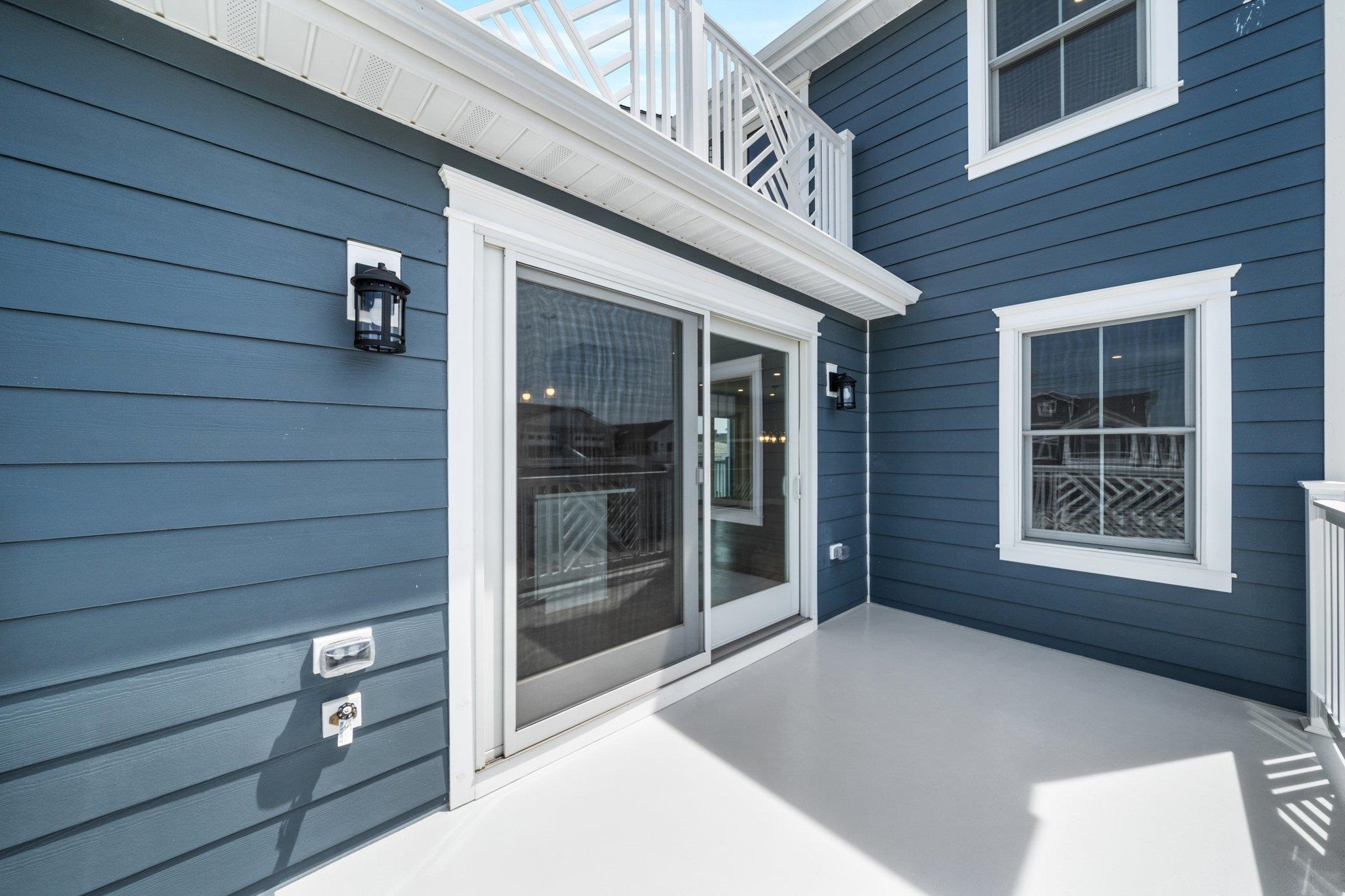 297 24th Street Unit: 297