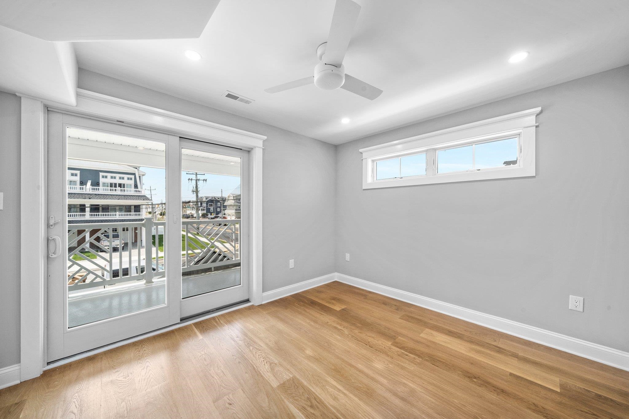 297 24th Street Unit: 297