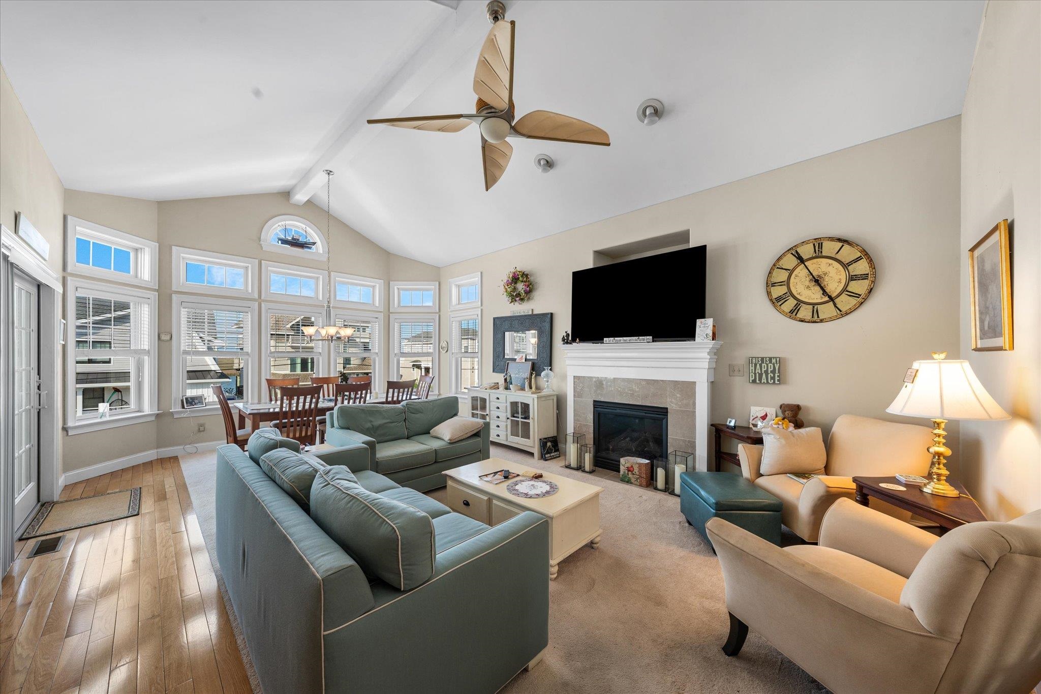 712 Sunrise Drive