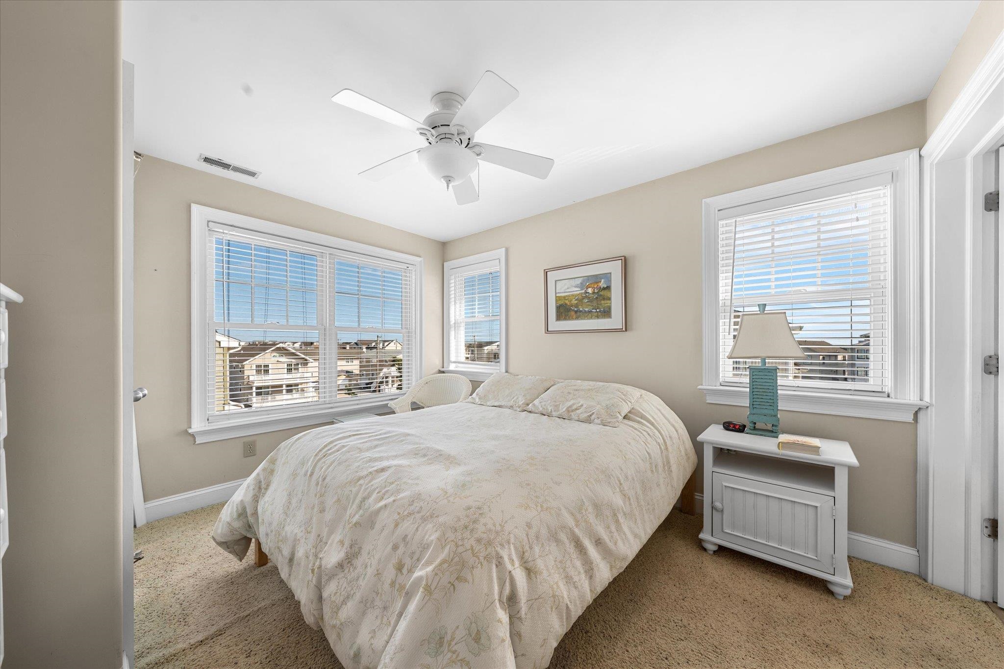 712 Sunrise Drive