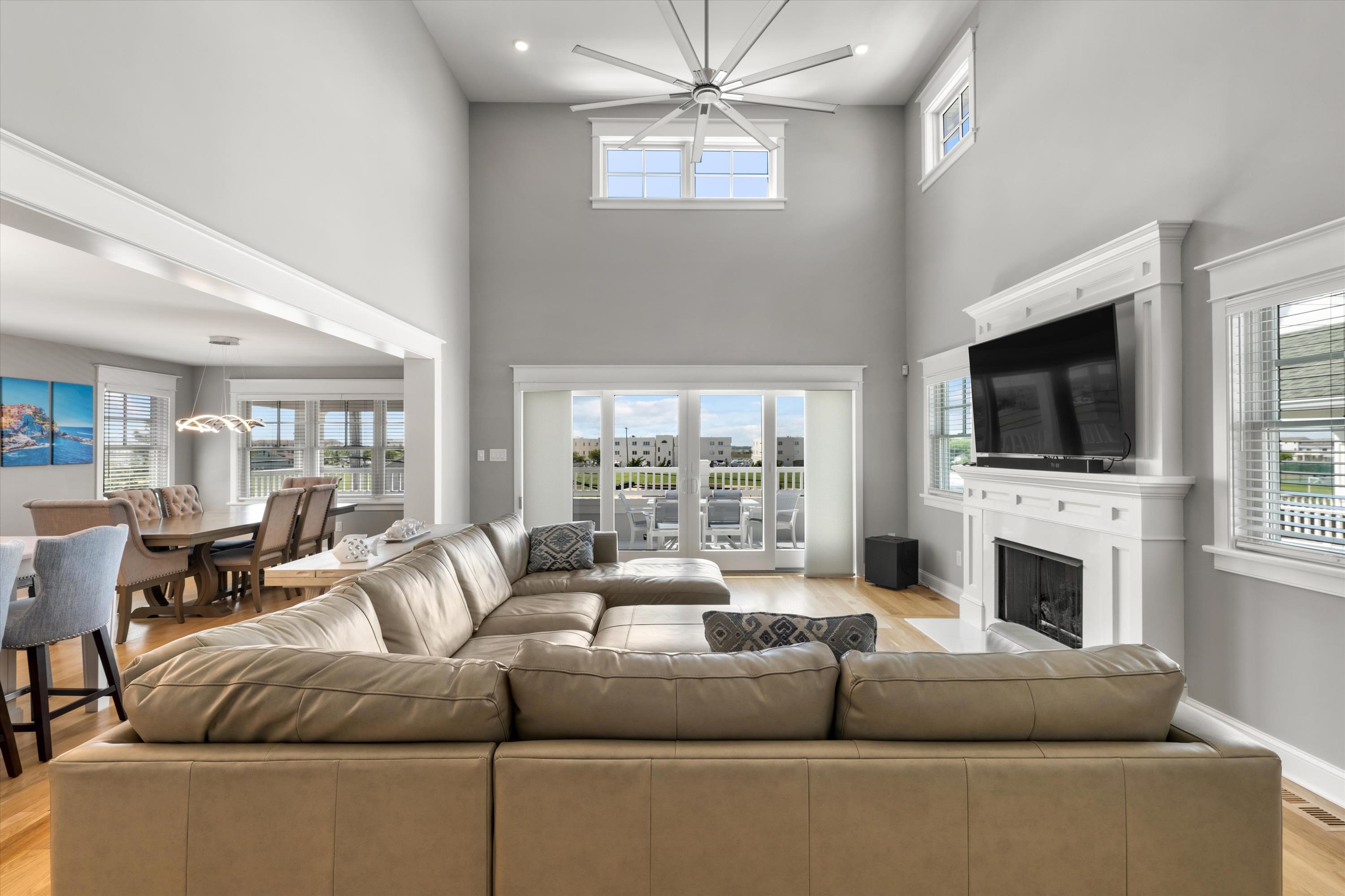 1005 Dune Drive