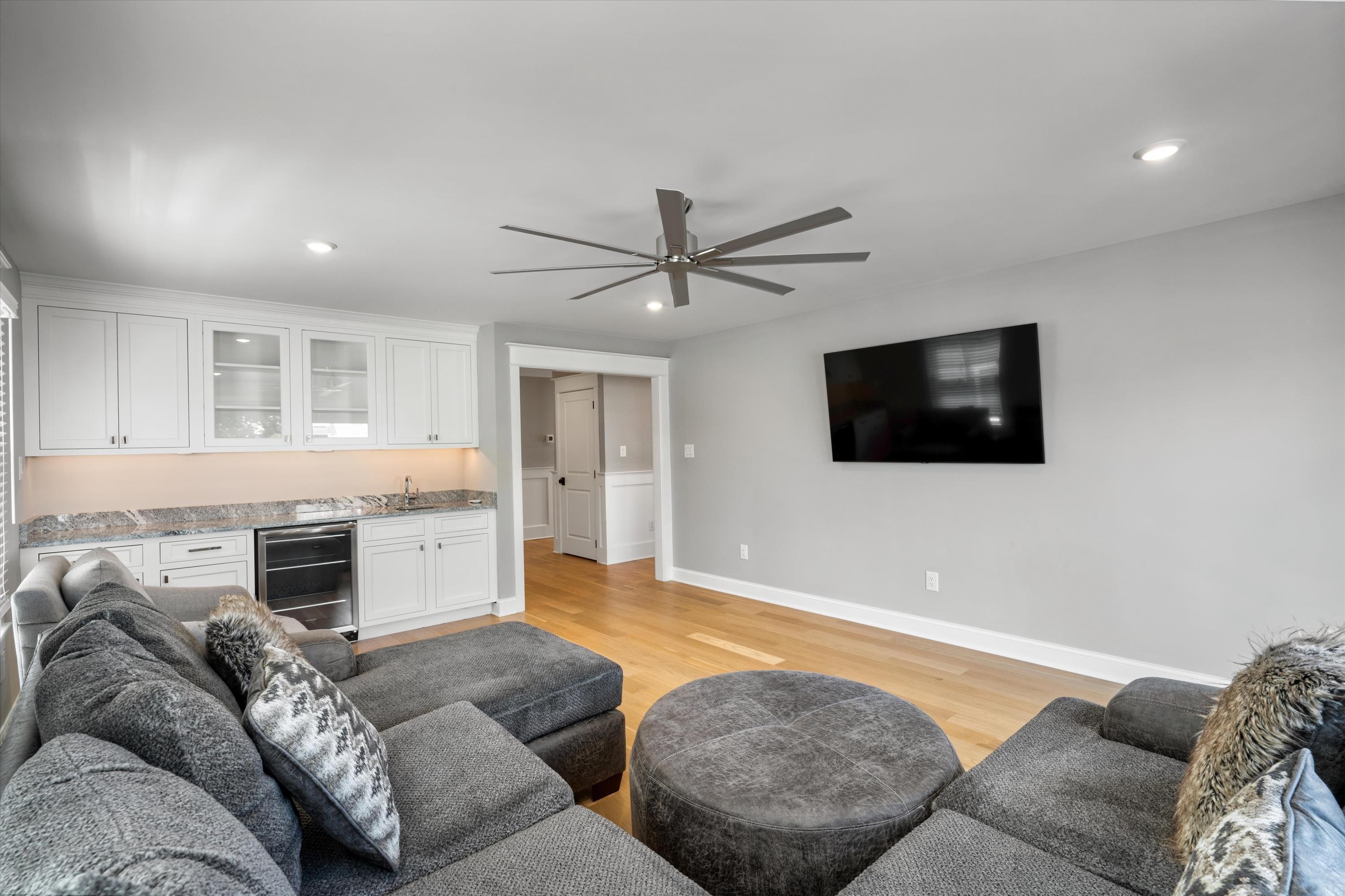 1005 Dune Drive