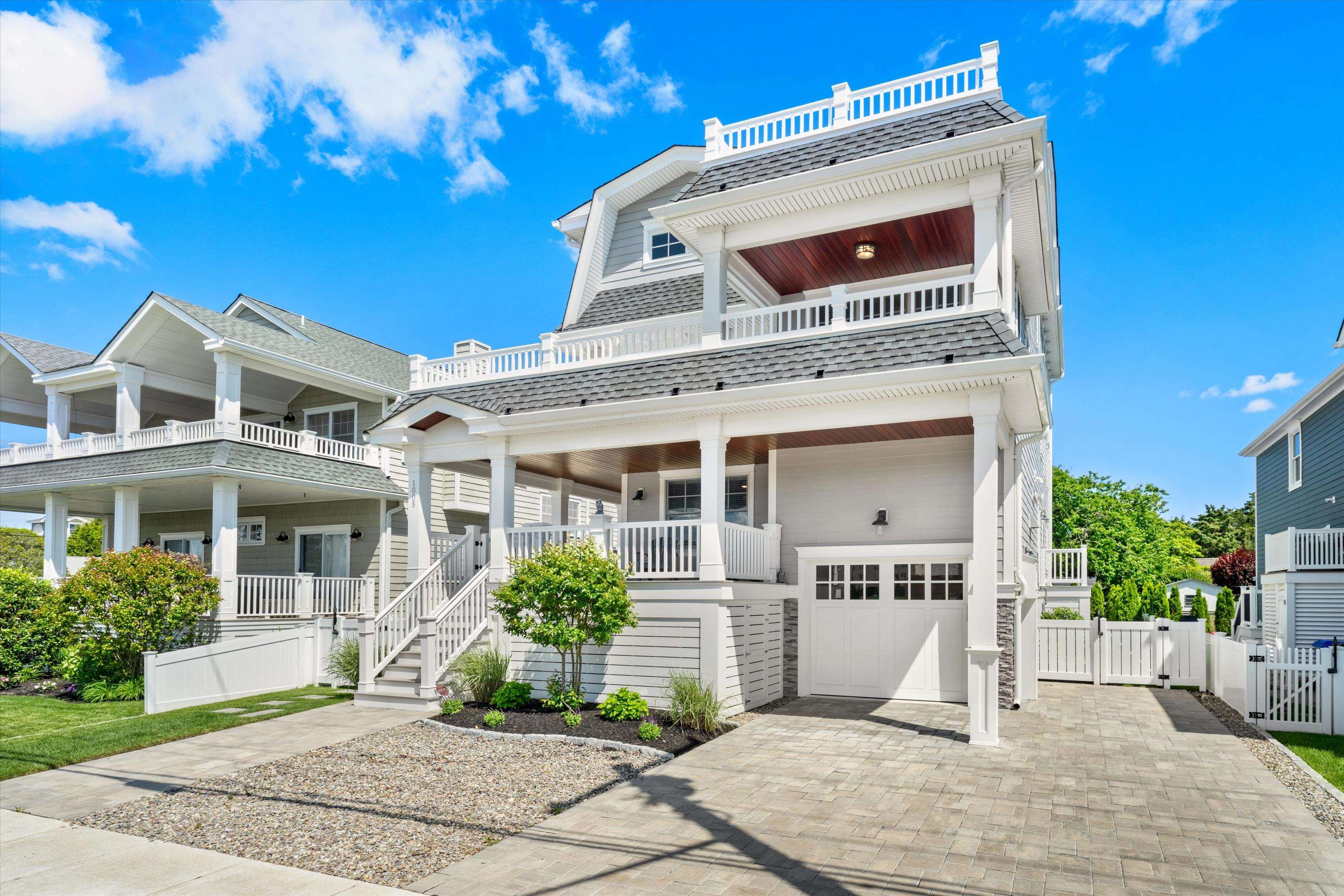 1005 Dune Drive