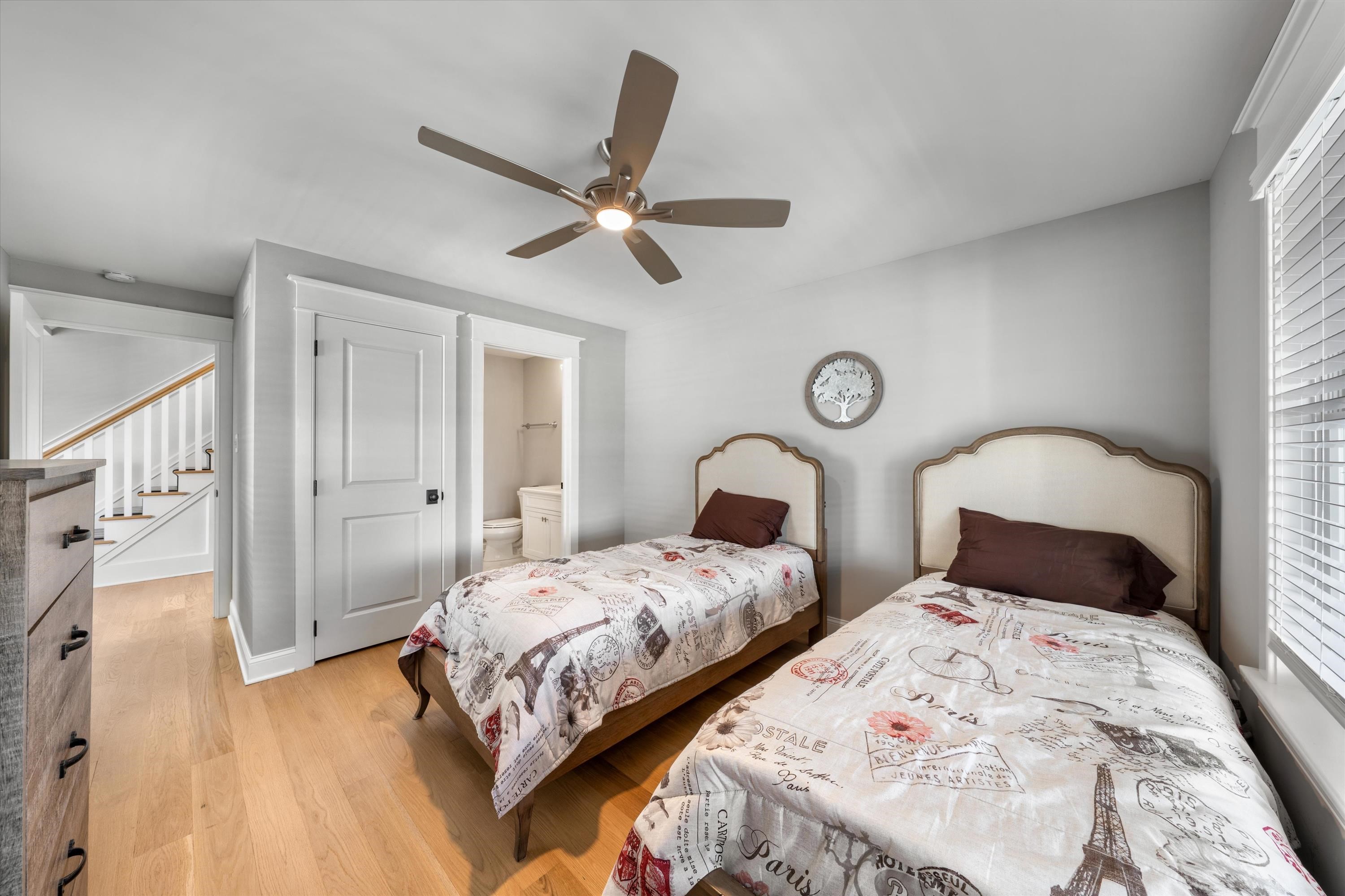 1005 Dune Drive