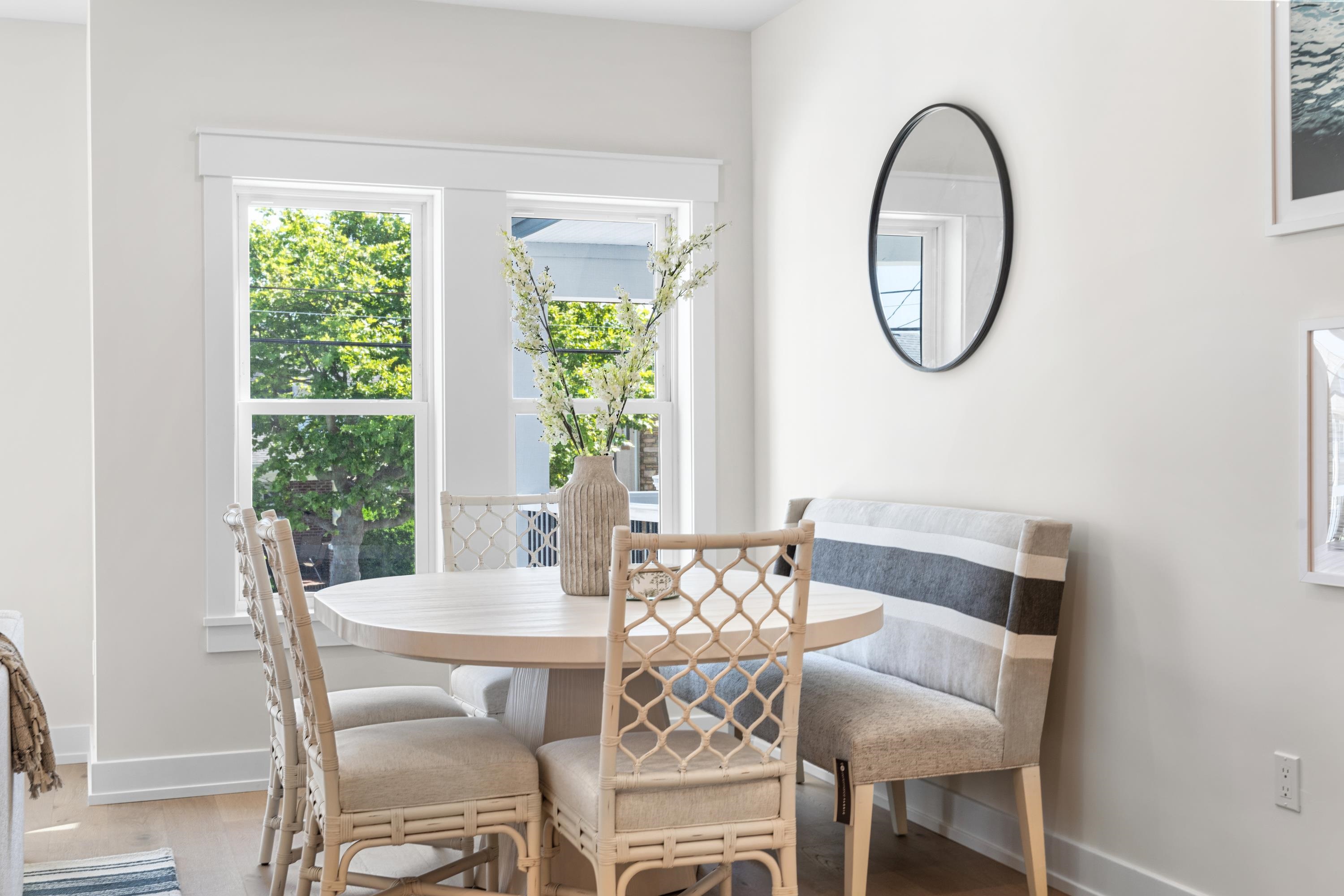 214 E 23rd Avenue Unit: w