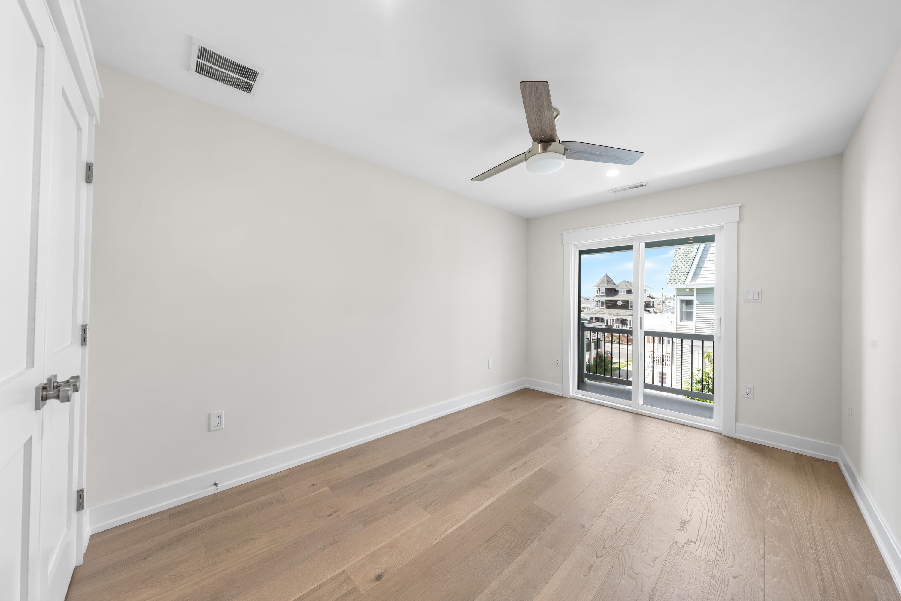 214 E 23rd Avenue Unit: w