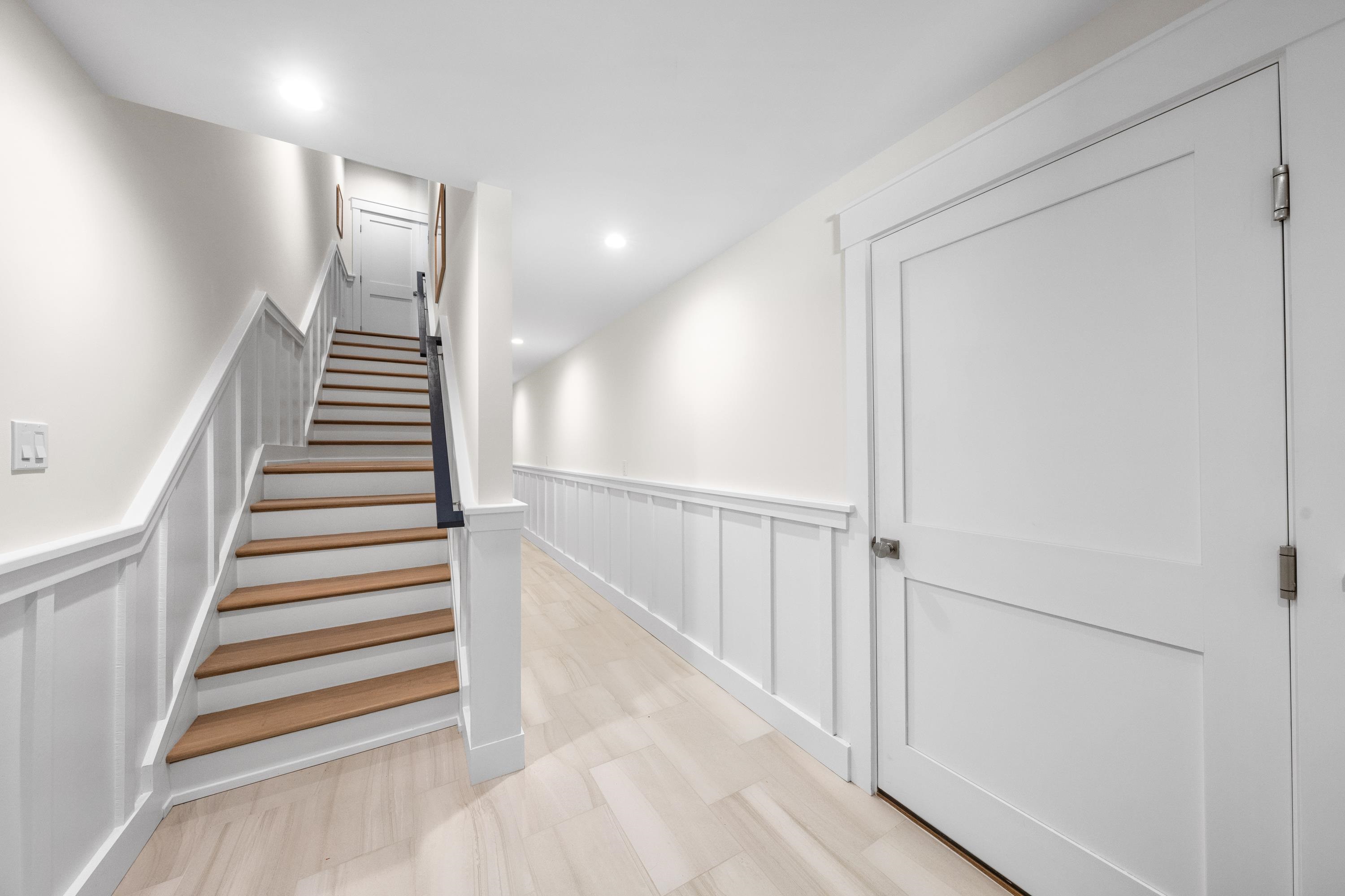 214 E 23rd Avenue Unit: w
