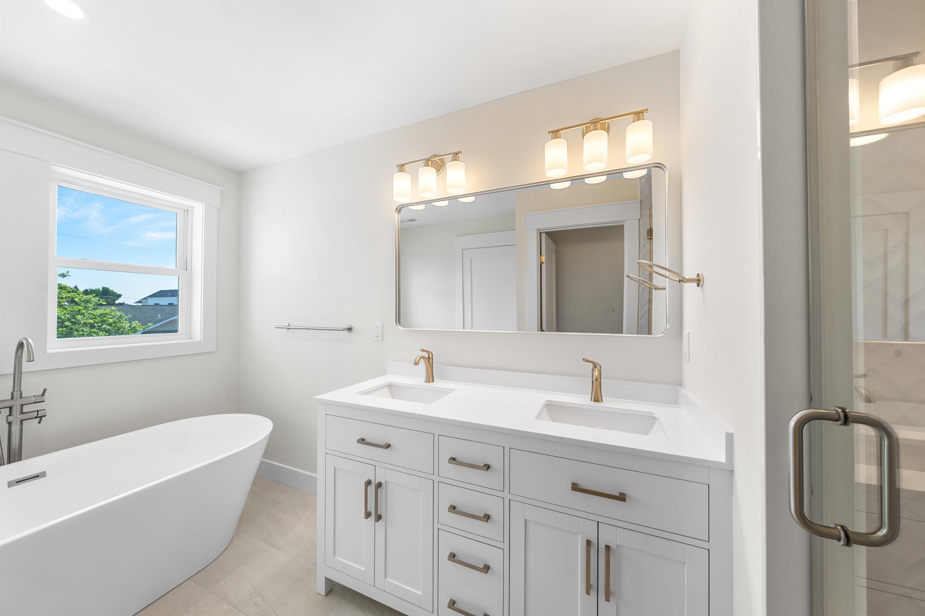 214 E 23rd Avenue Unit: w