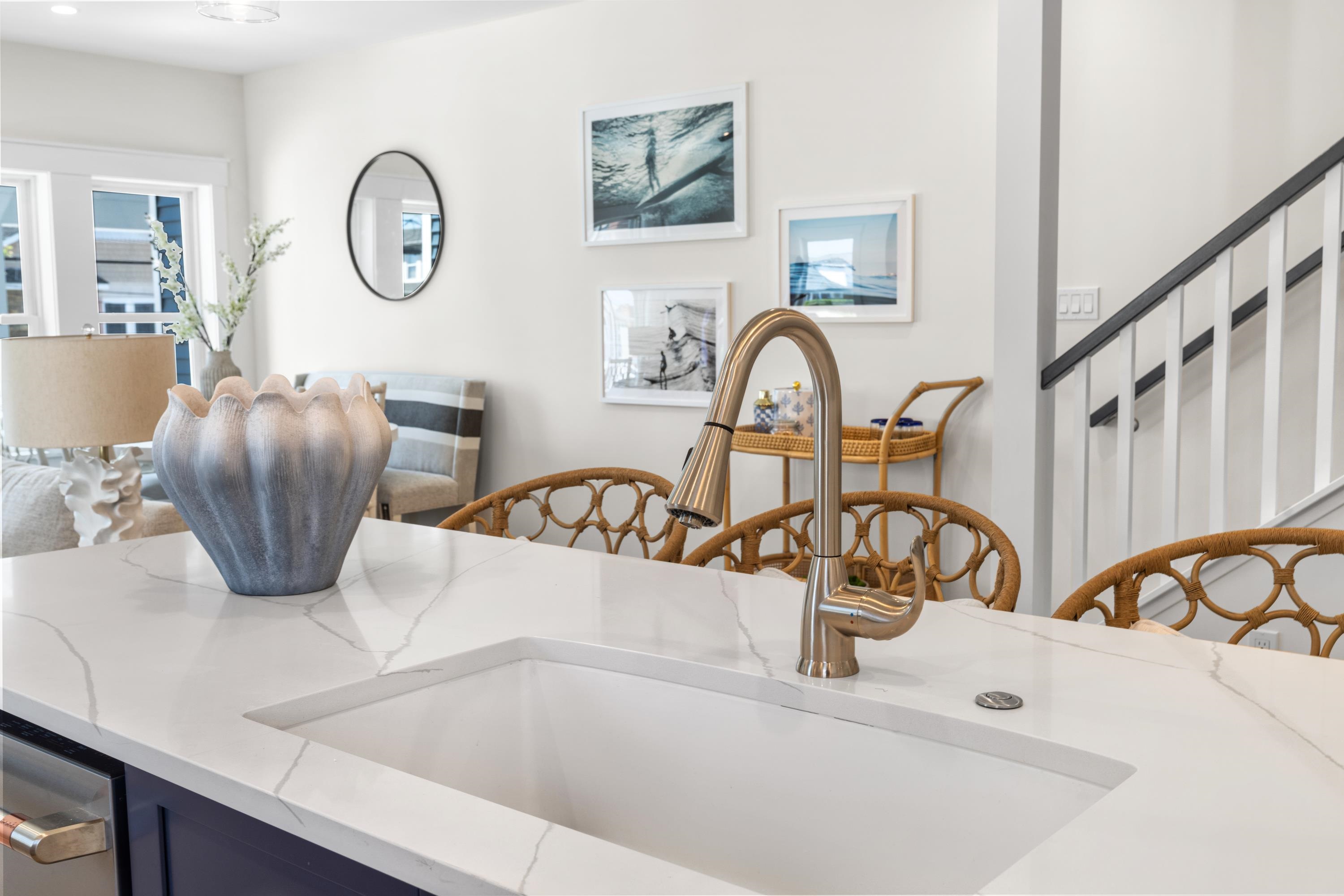 214 E 23rd Avenue Unit: w