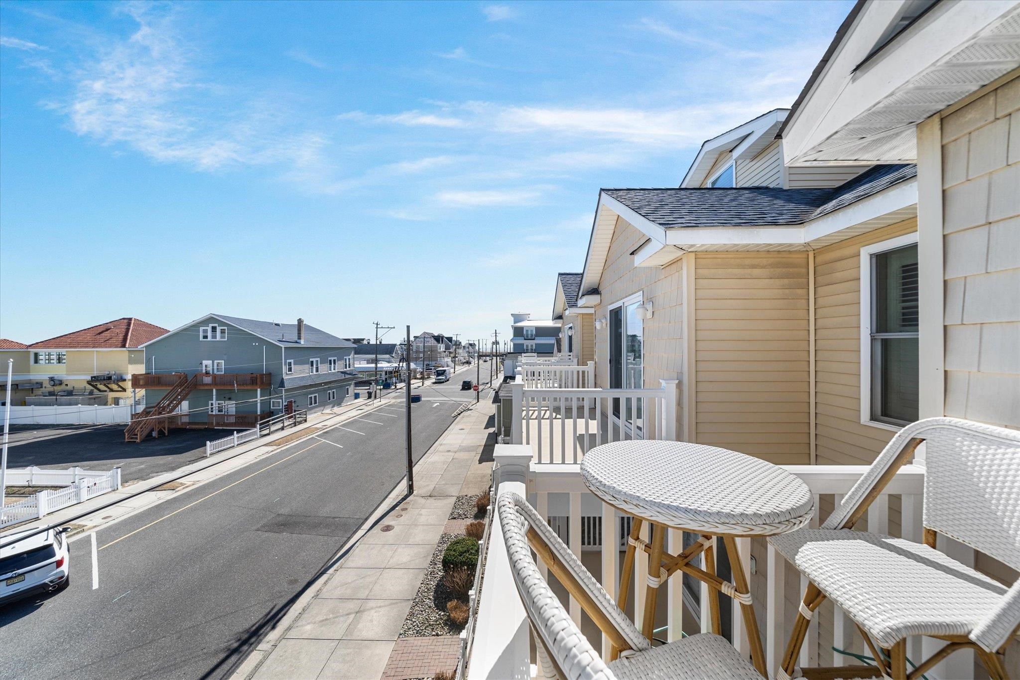 110 W Walnut Avenue Unit: 103