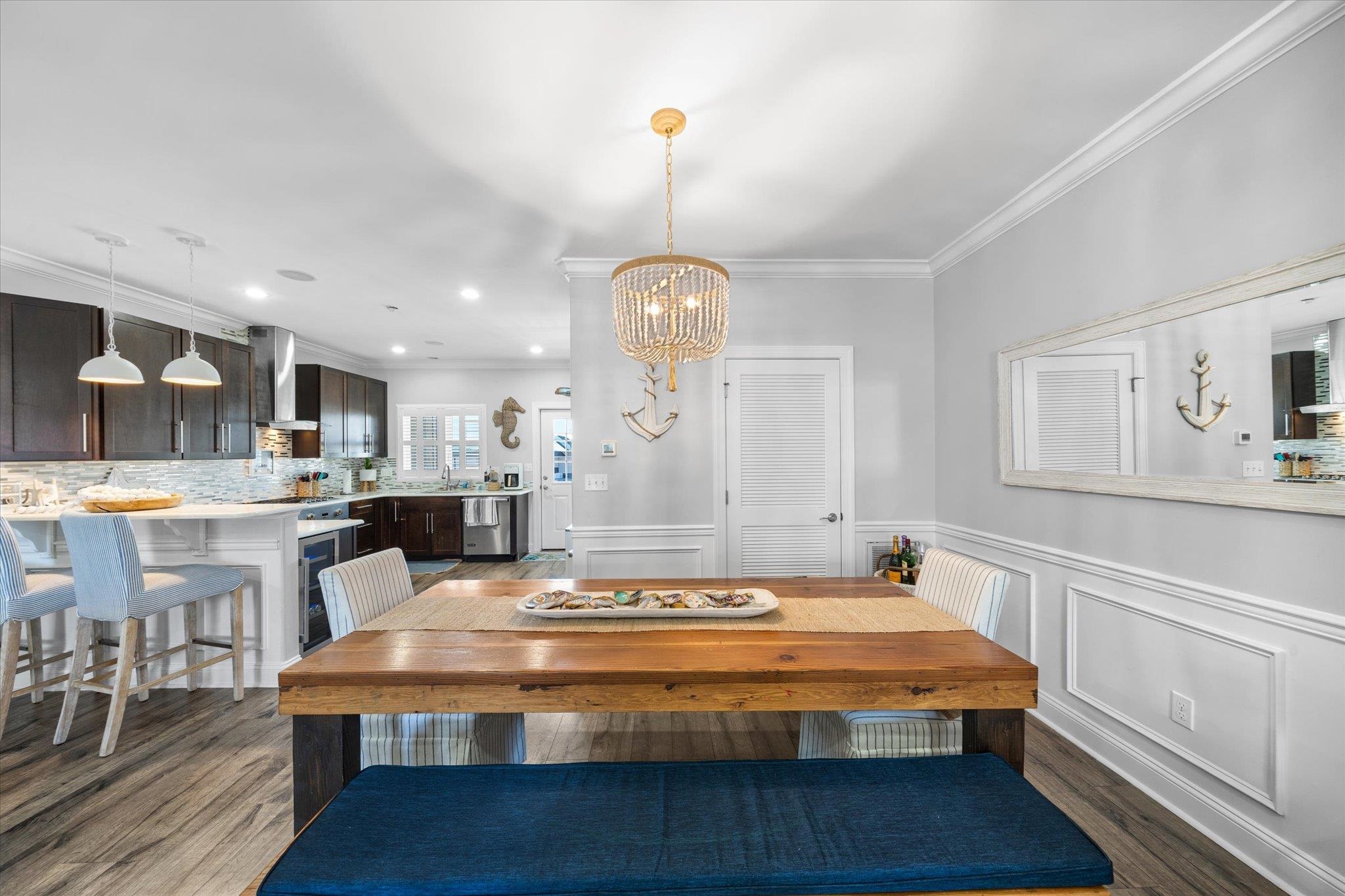 110 W Walnut Avenue Unit: 103