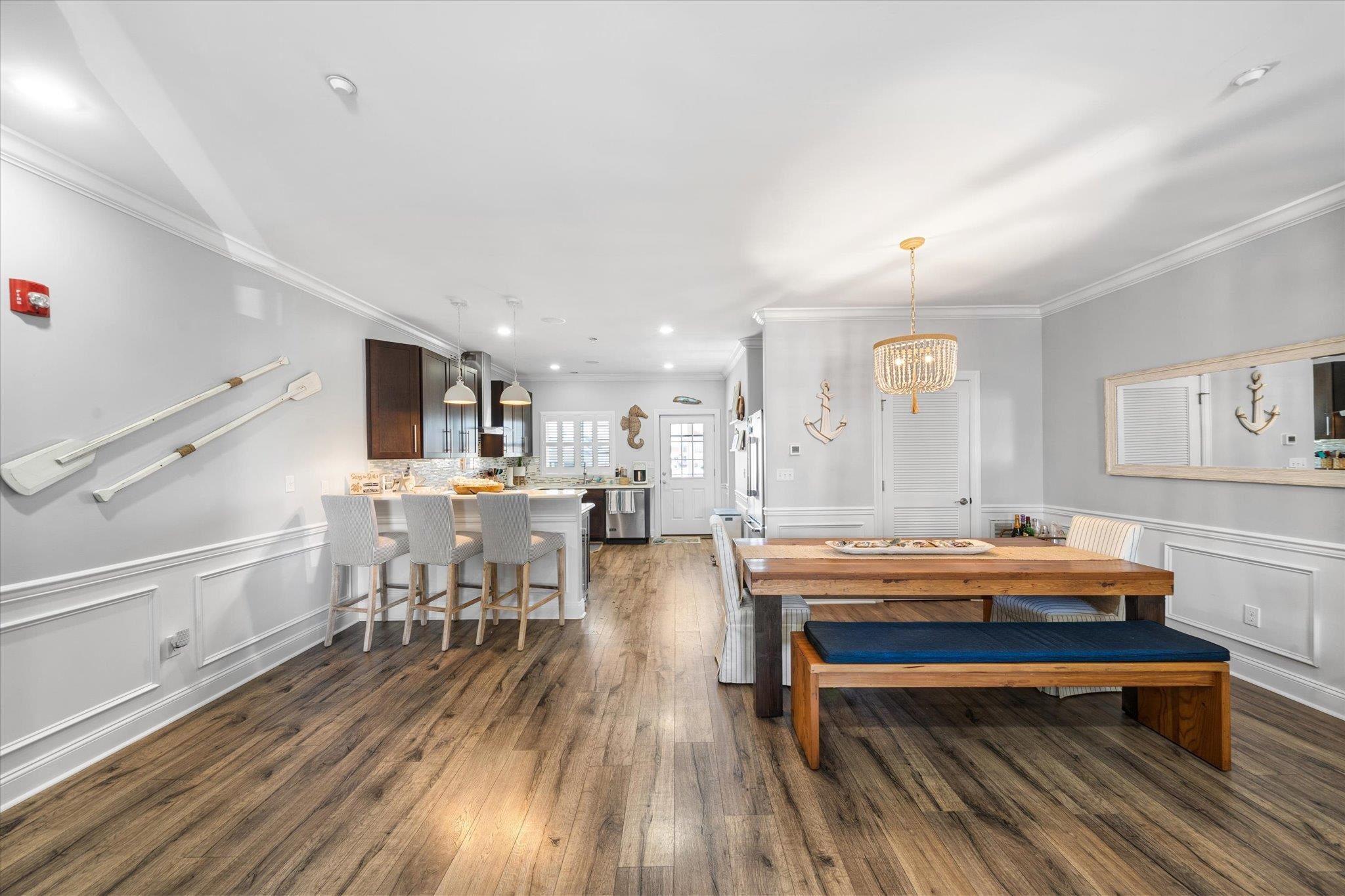 110 W Walnut Avenue Unit: 103