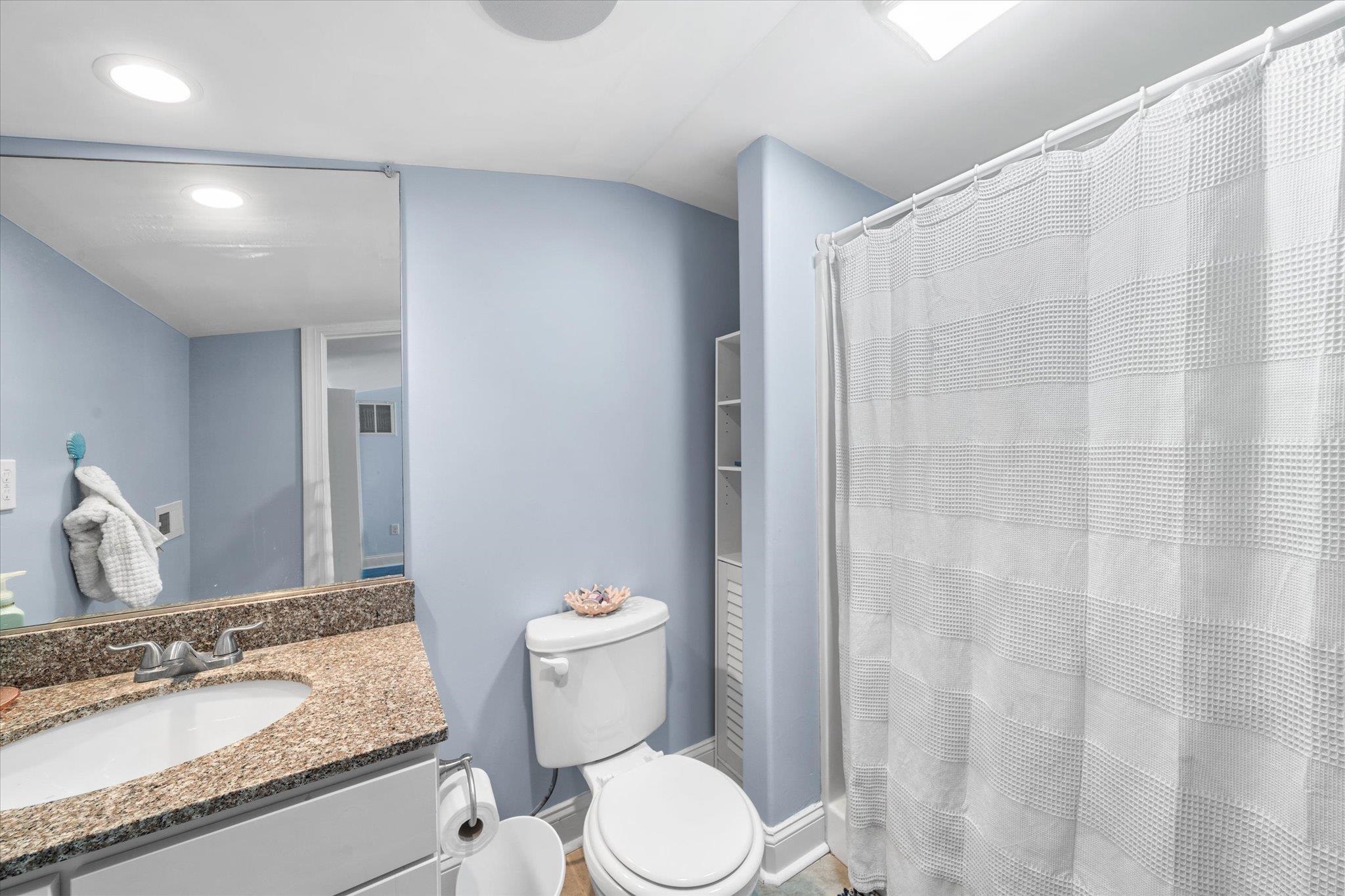110 W Walnut Avenue Unit: 103