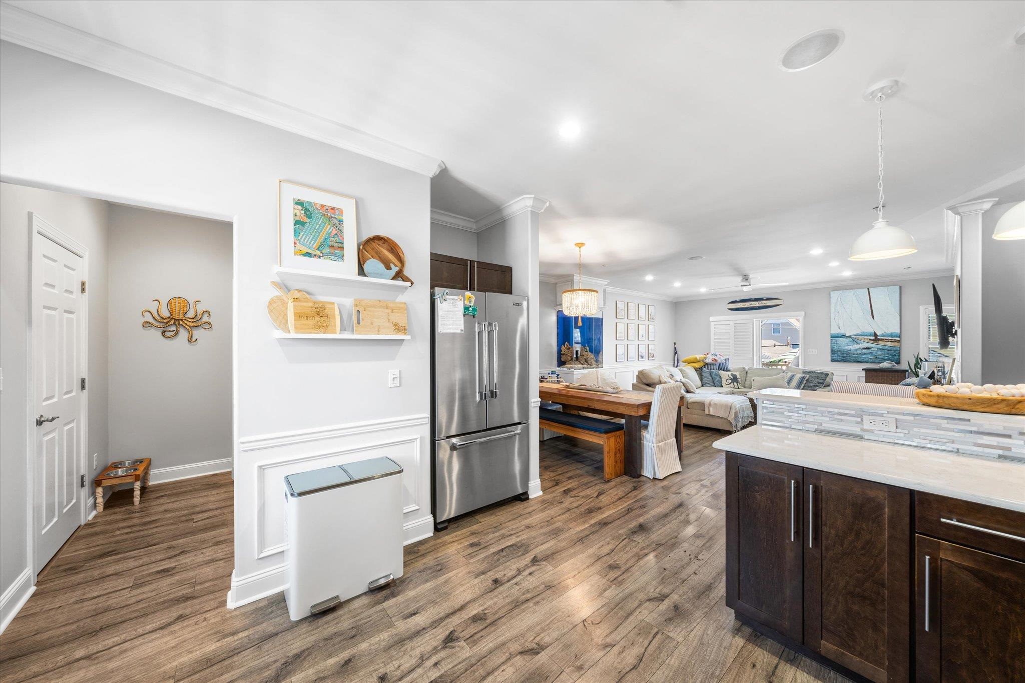 110 W Walnut Avenue Unit: 103