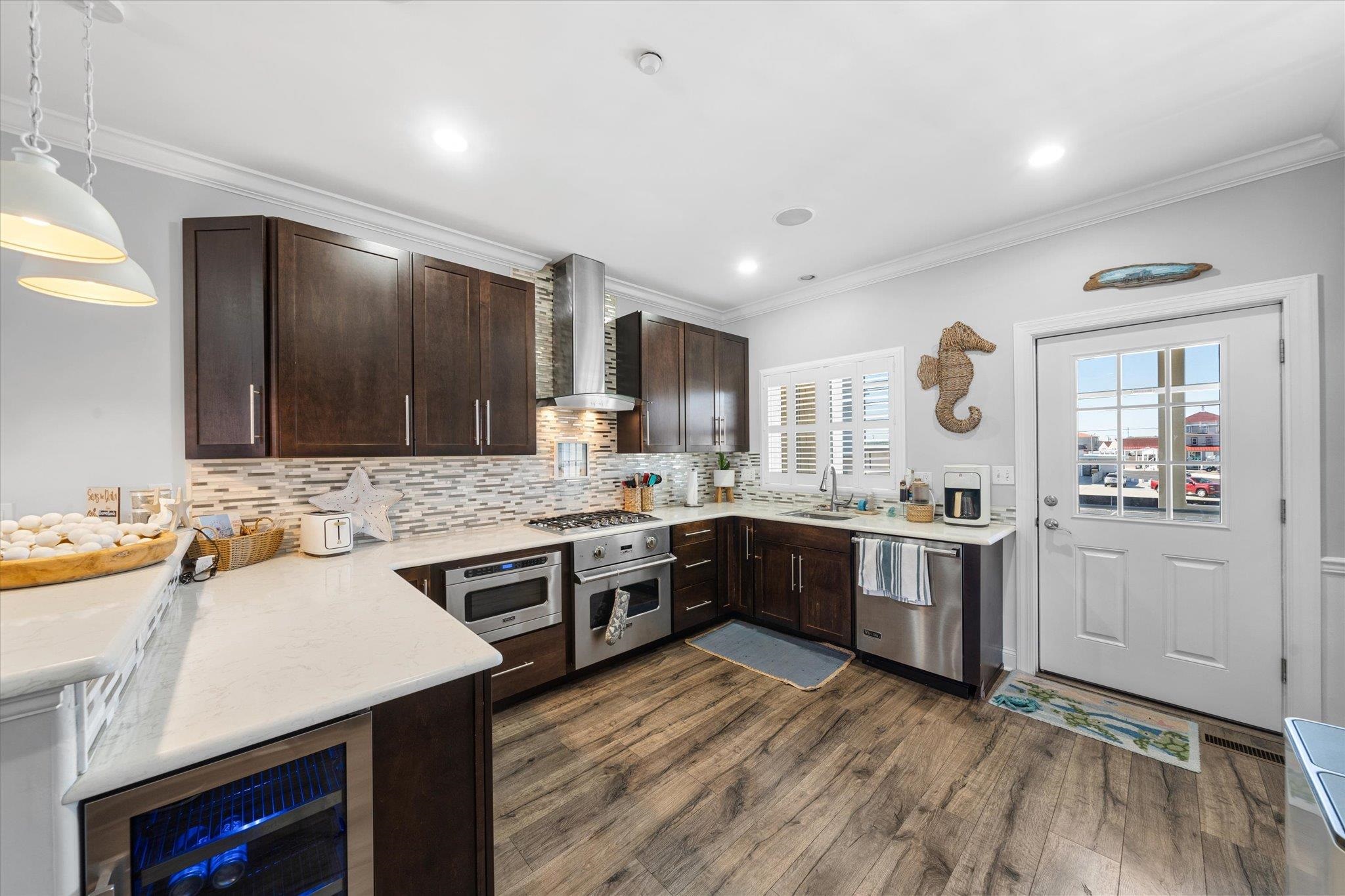 110 W Walnut Avenue Unit: 103