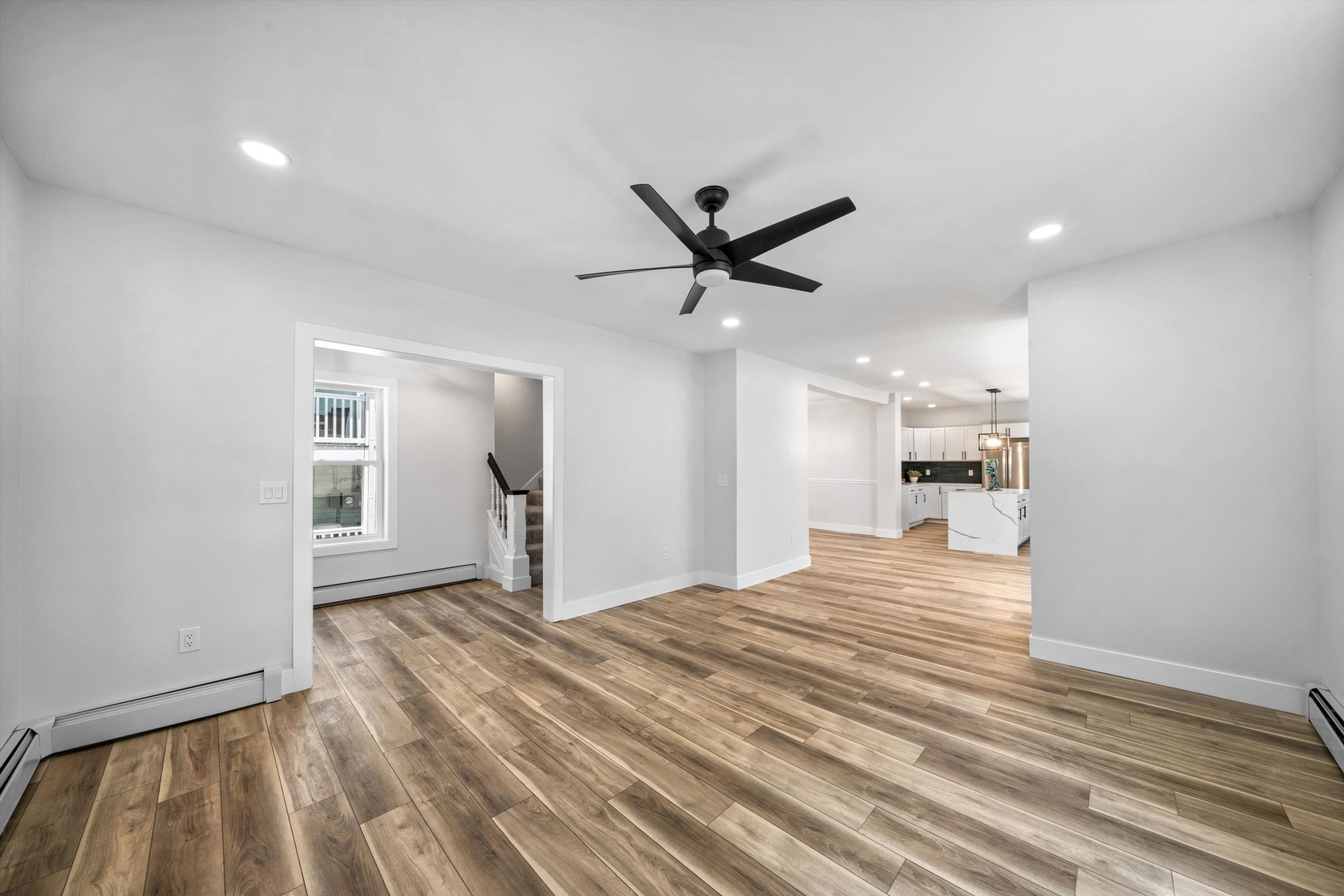 125 E Pine Avenue