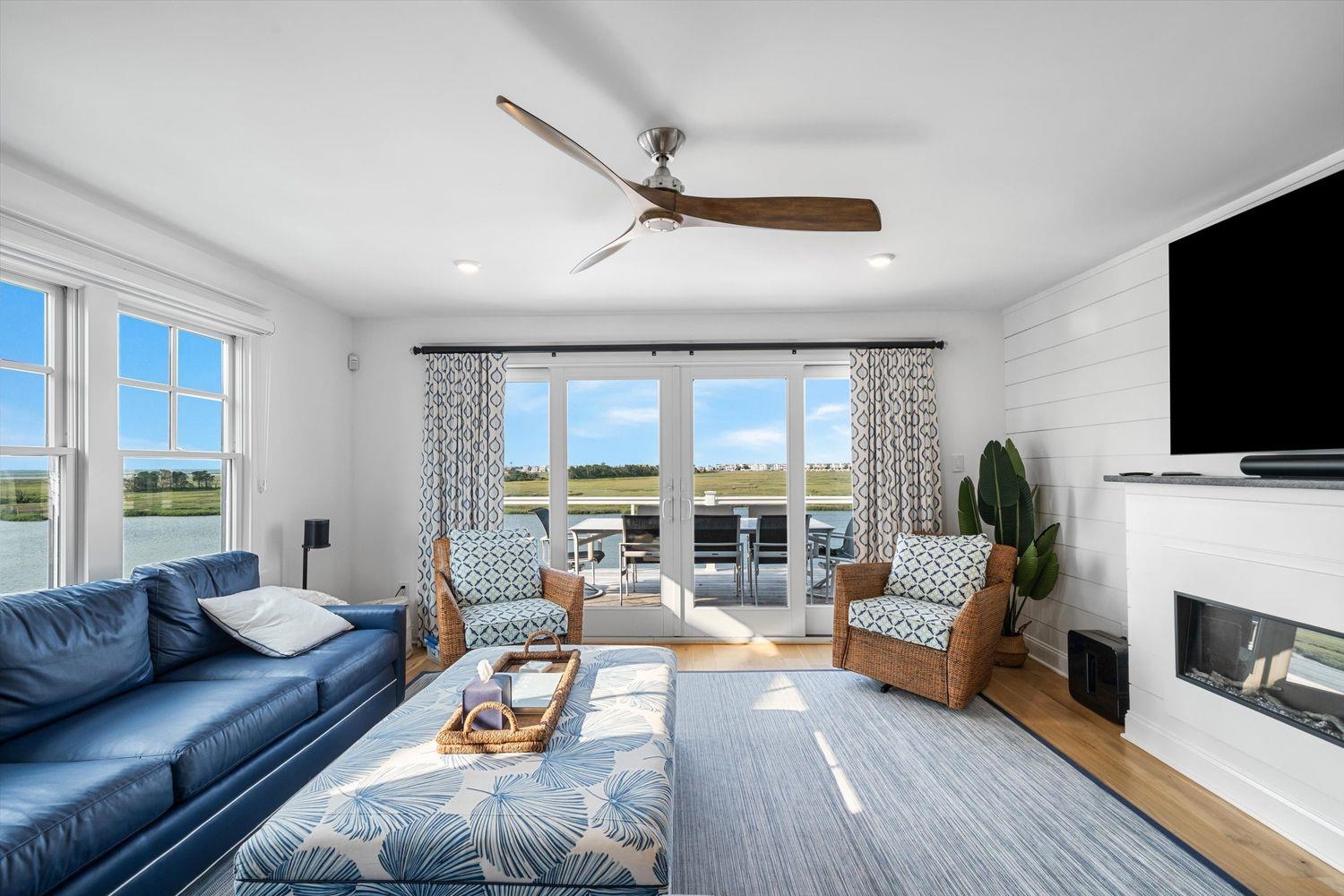 437 20th Street Unit: 437