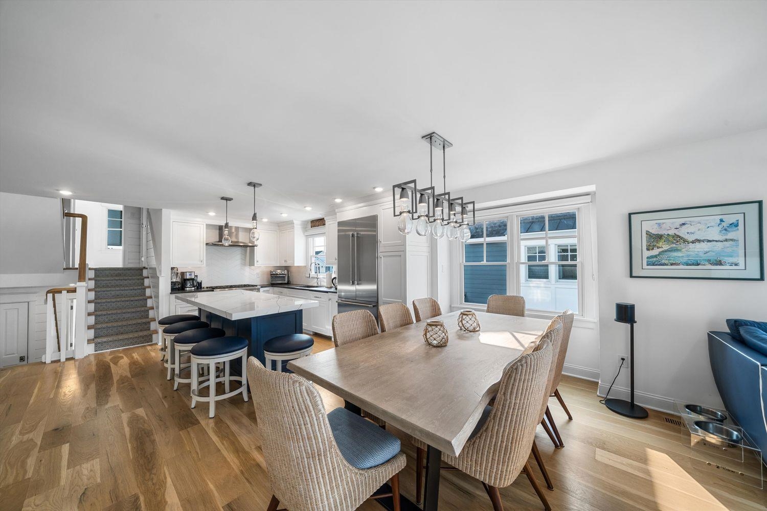 437 20th Street Unit: 437