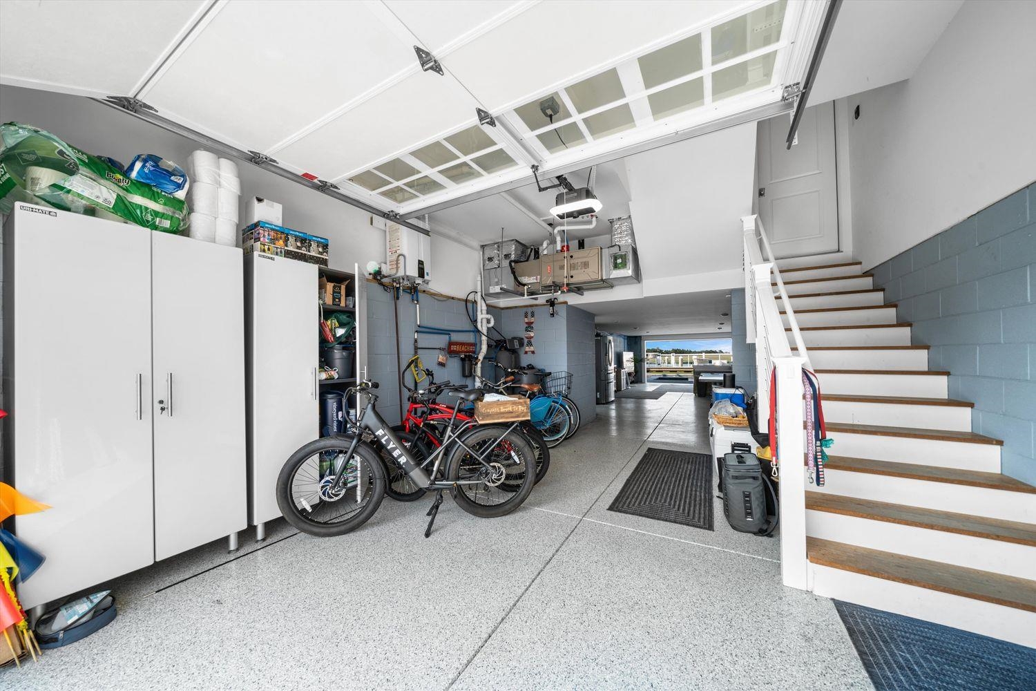 437 20th Street Unit: 437