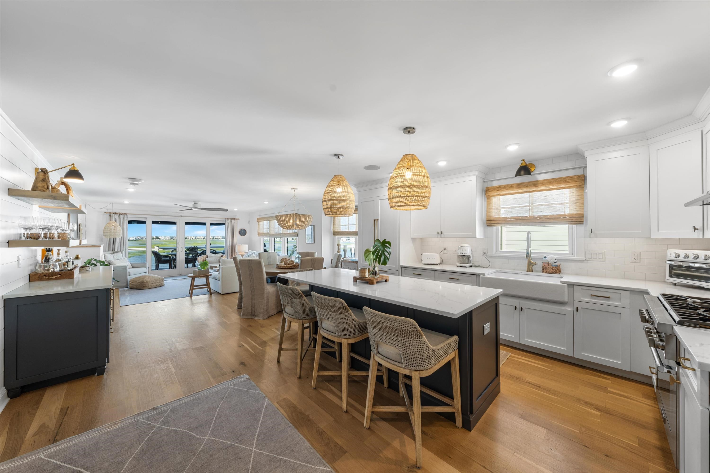 435 20th Street Unit: 435