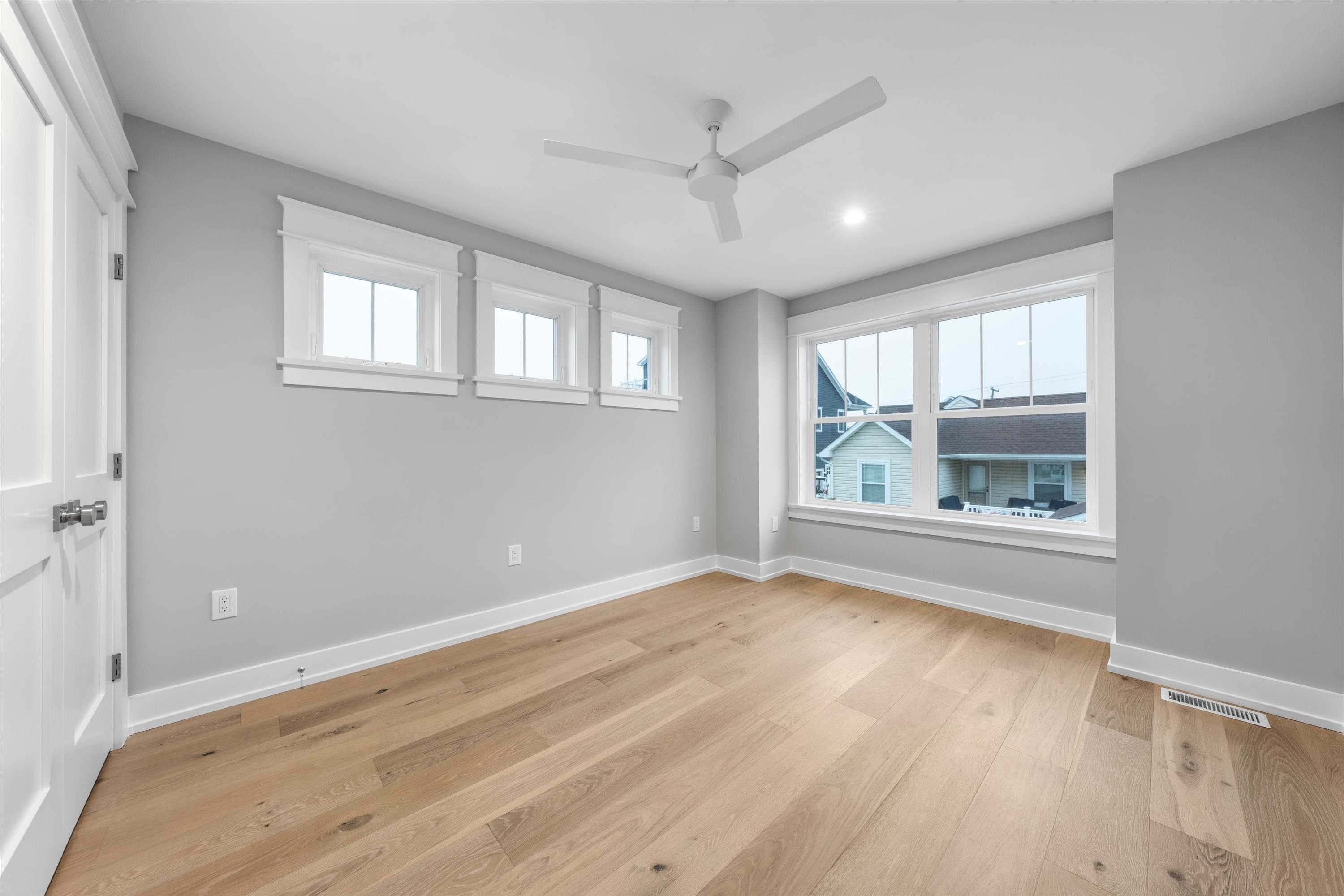 213 E 16th Avenue