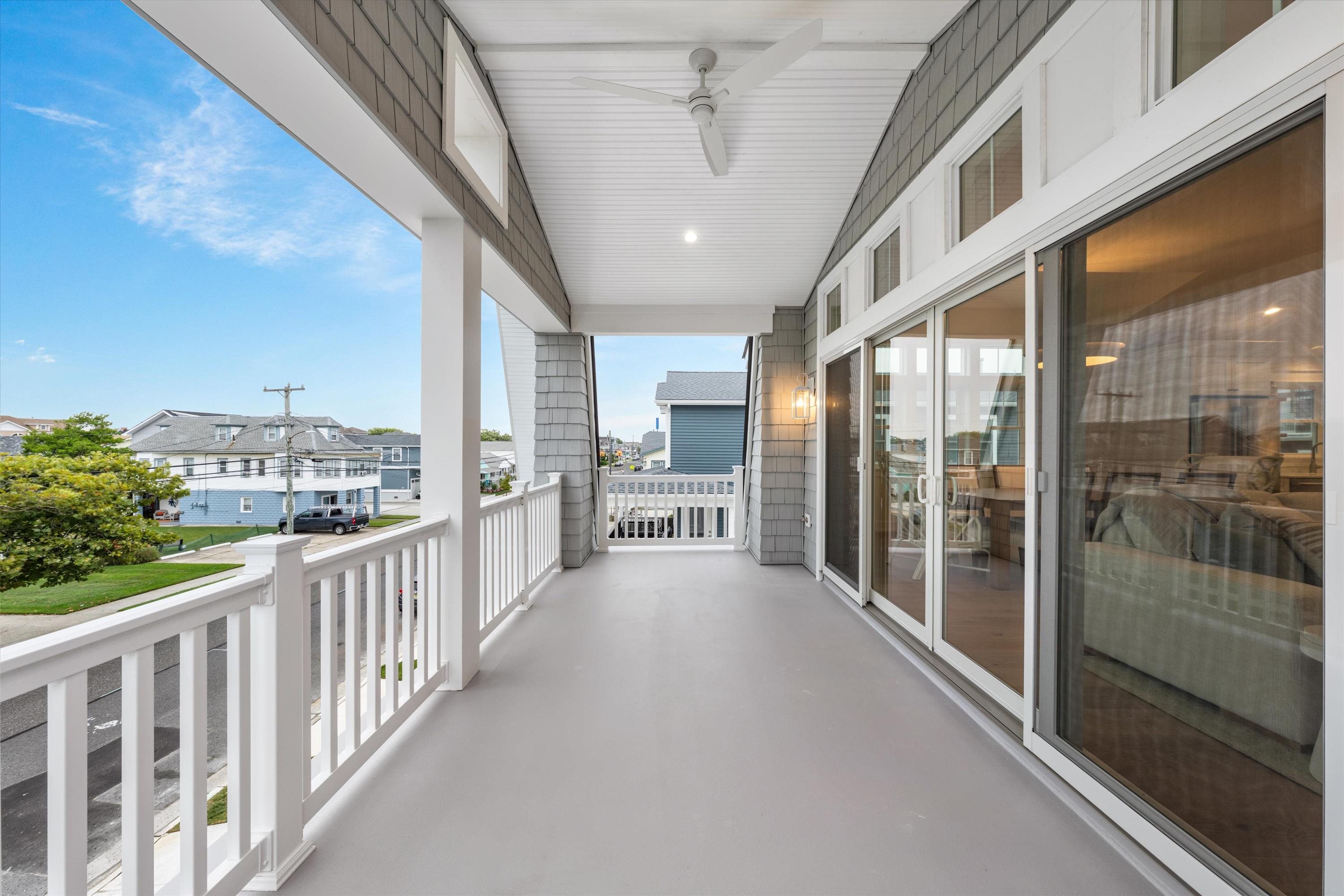 213 E 16th Avenue