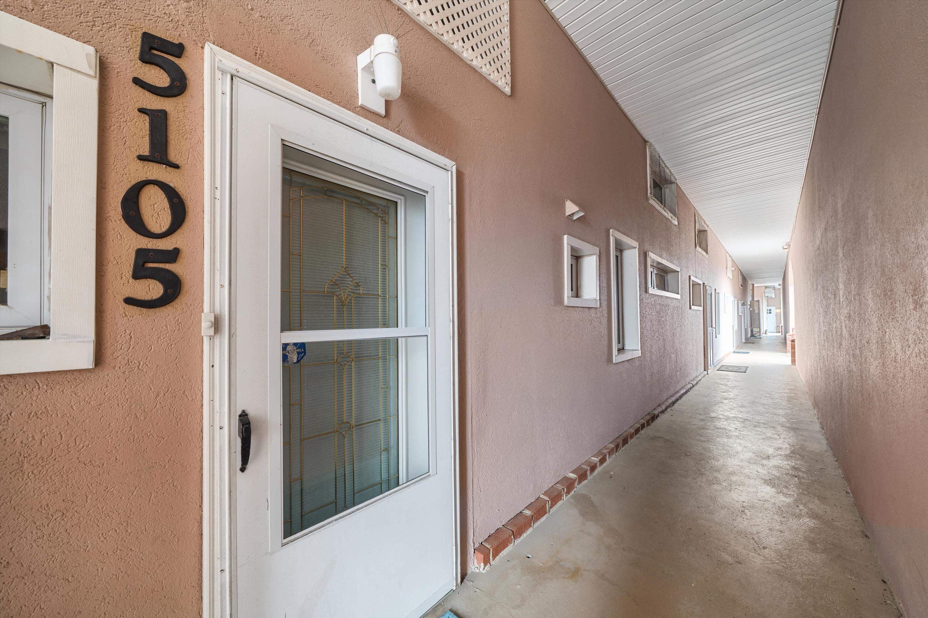 5105 Shawcrest Drive Unit: 5105