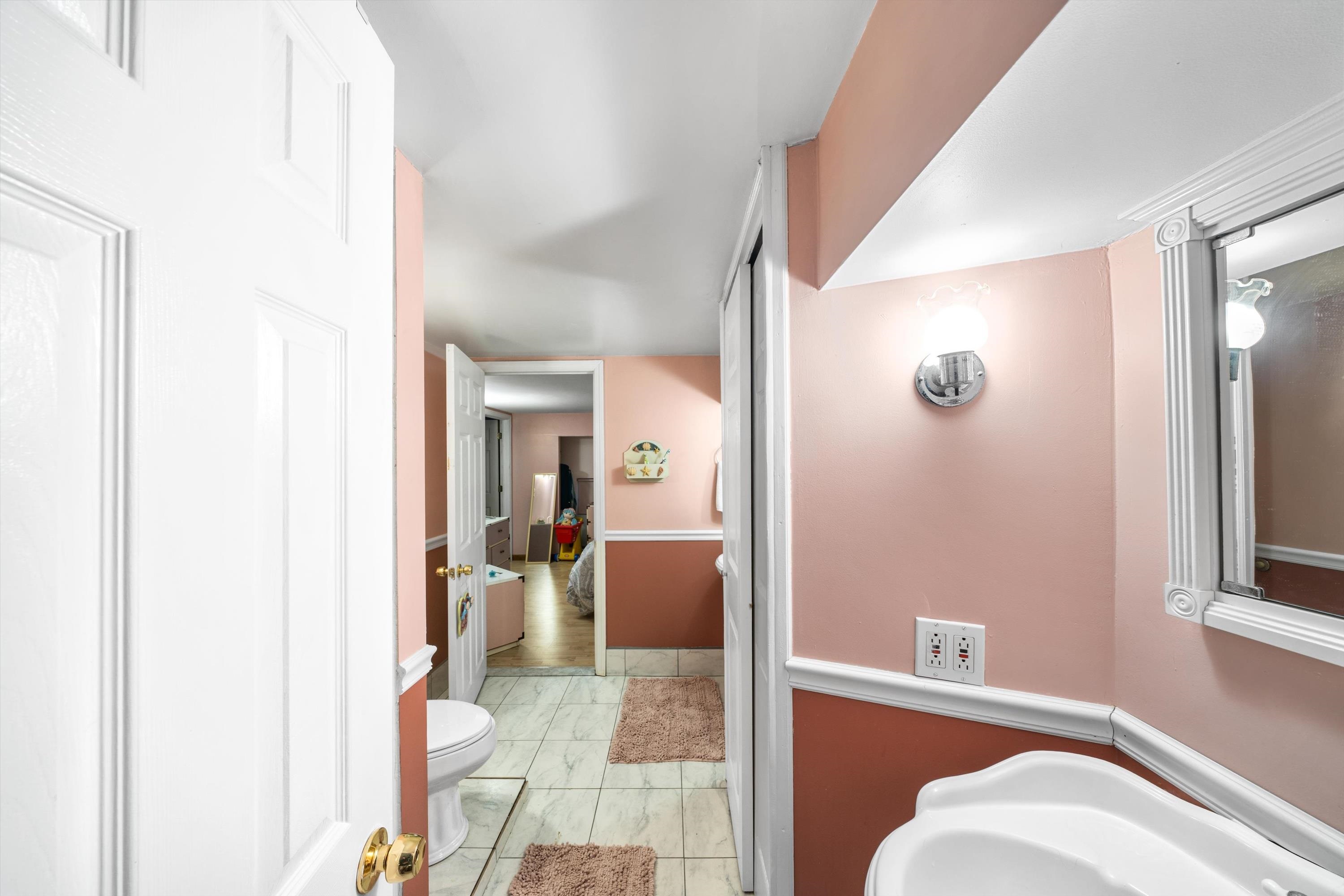 5105 Shawcrest Drive Unit: 5105