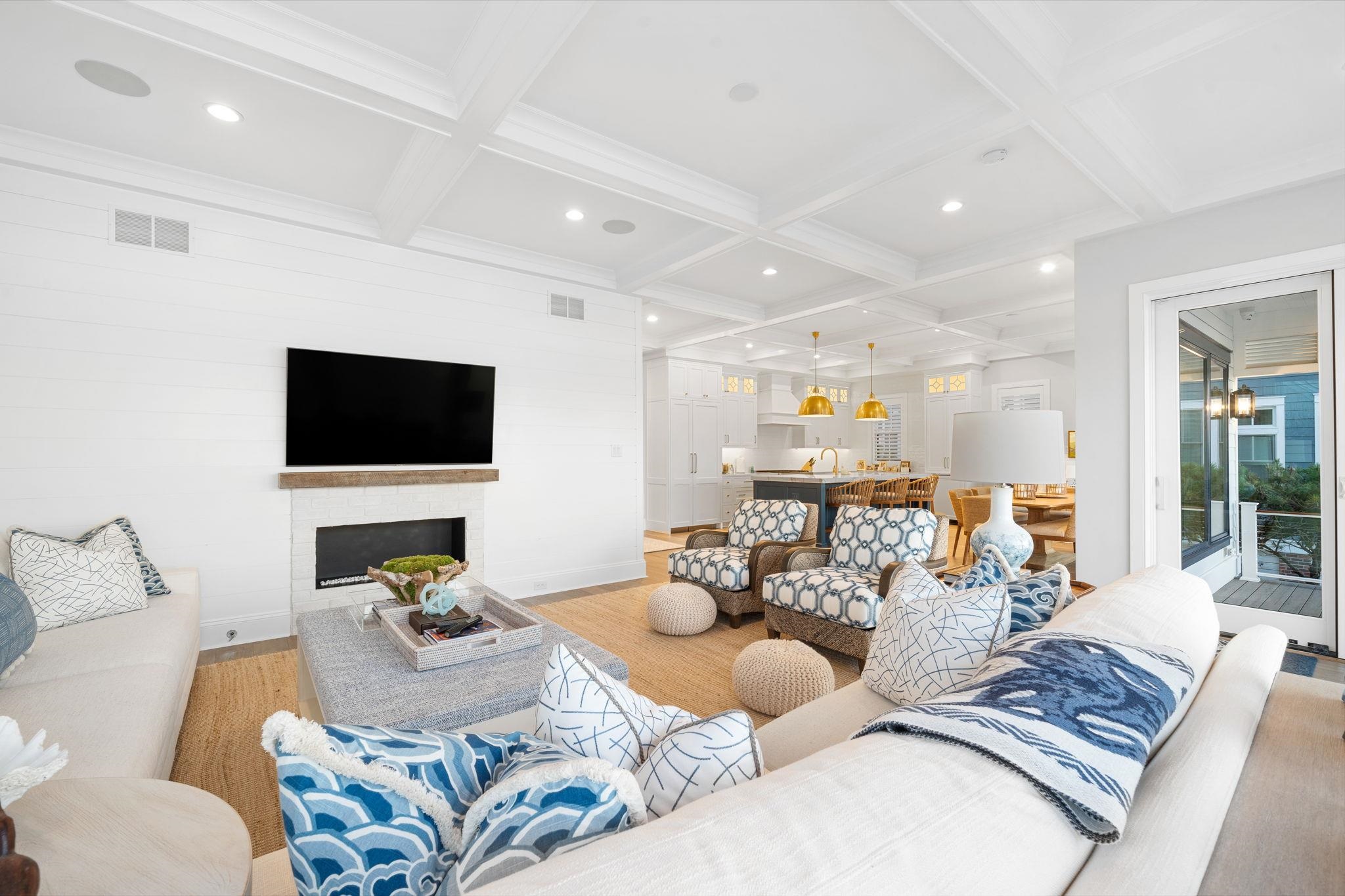 10521 Golden Gate Drive