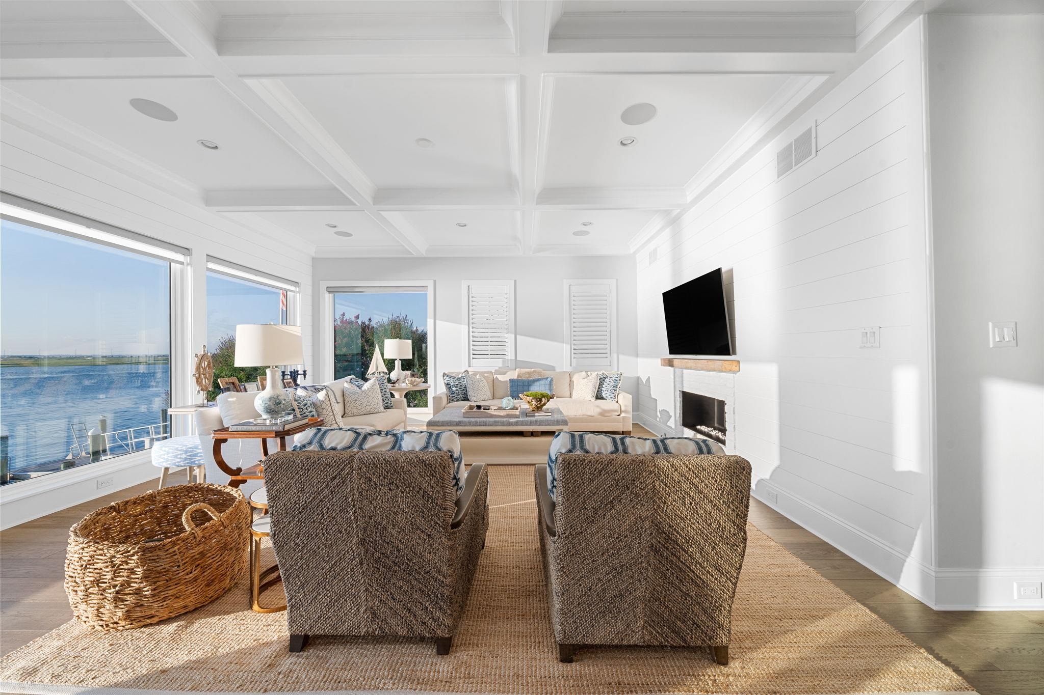 10521 Golden Gate Drive