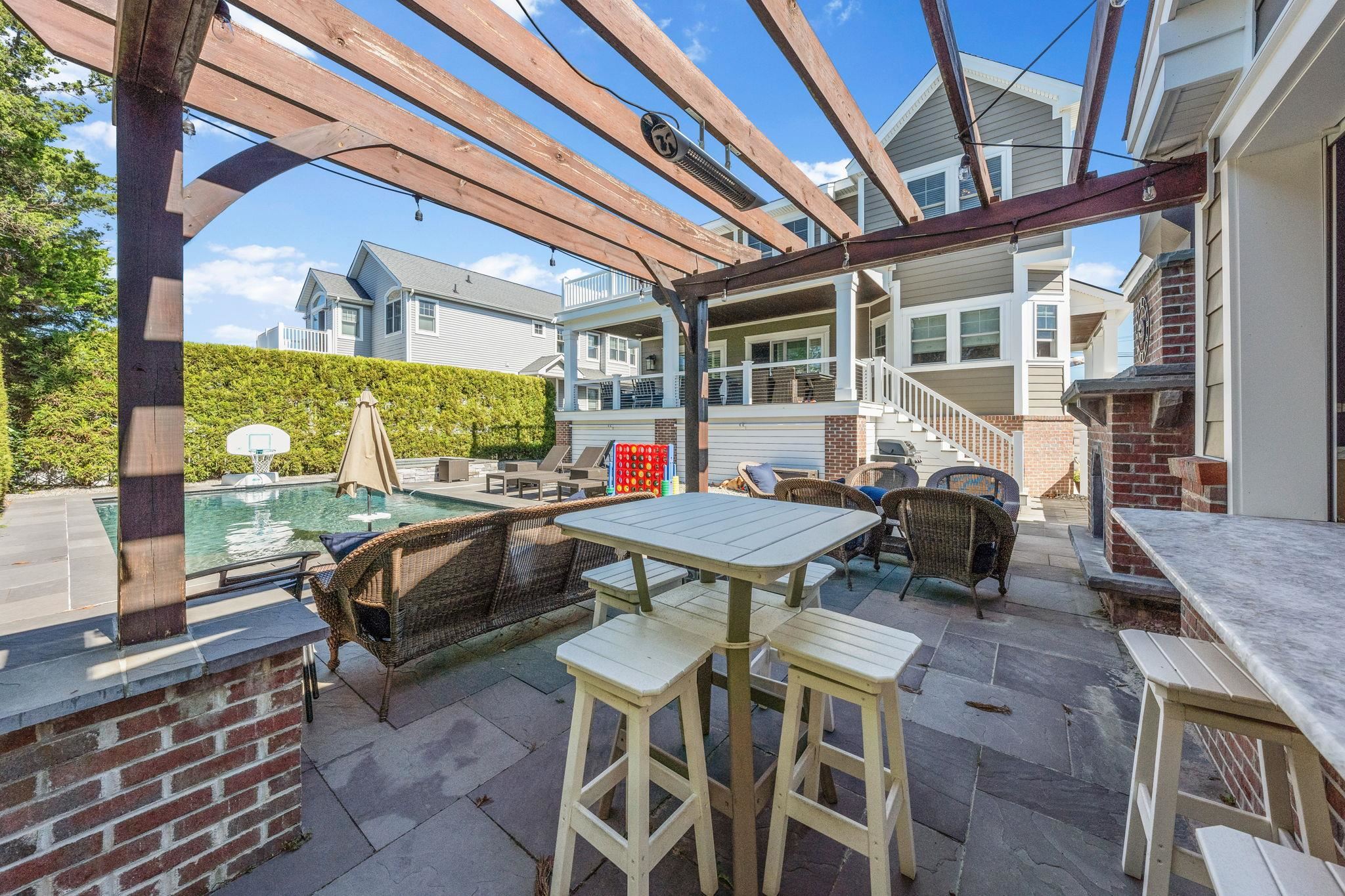 1868 Dune Drive