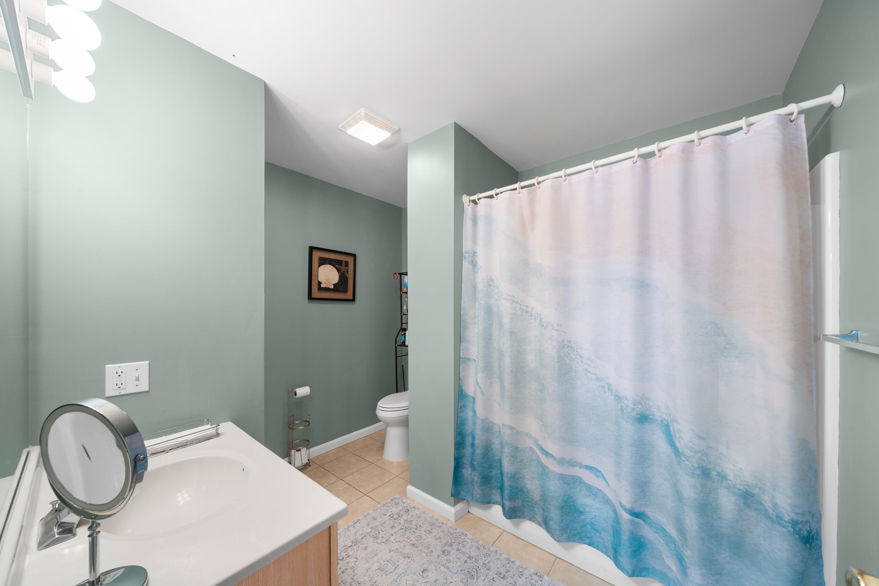 416 E 22nd Avenue Unit: B