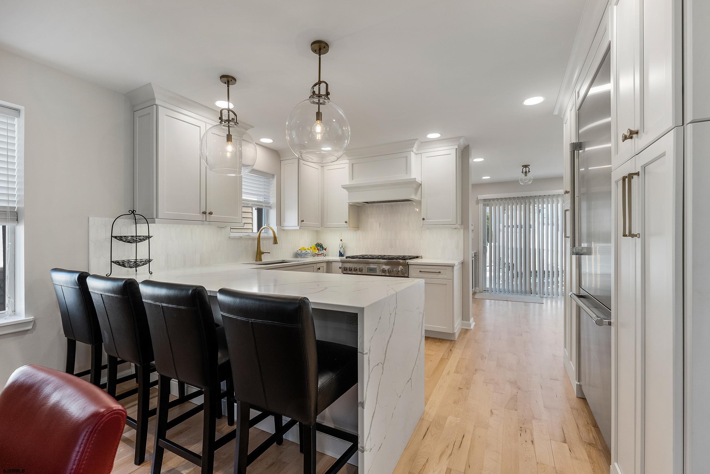 9 West Dr