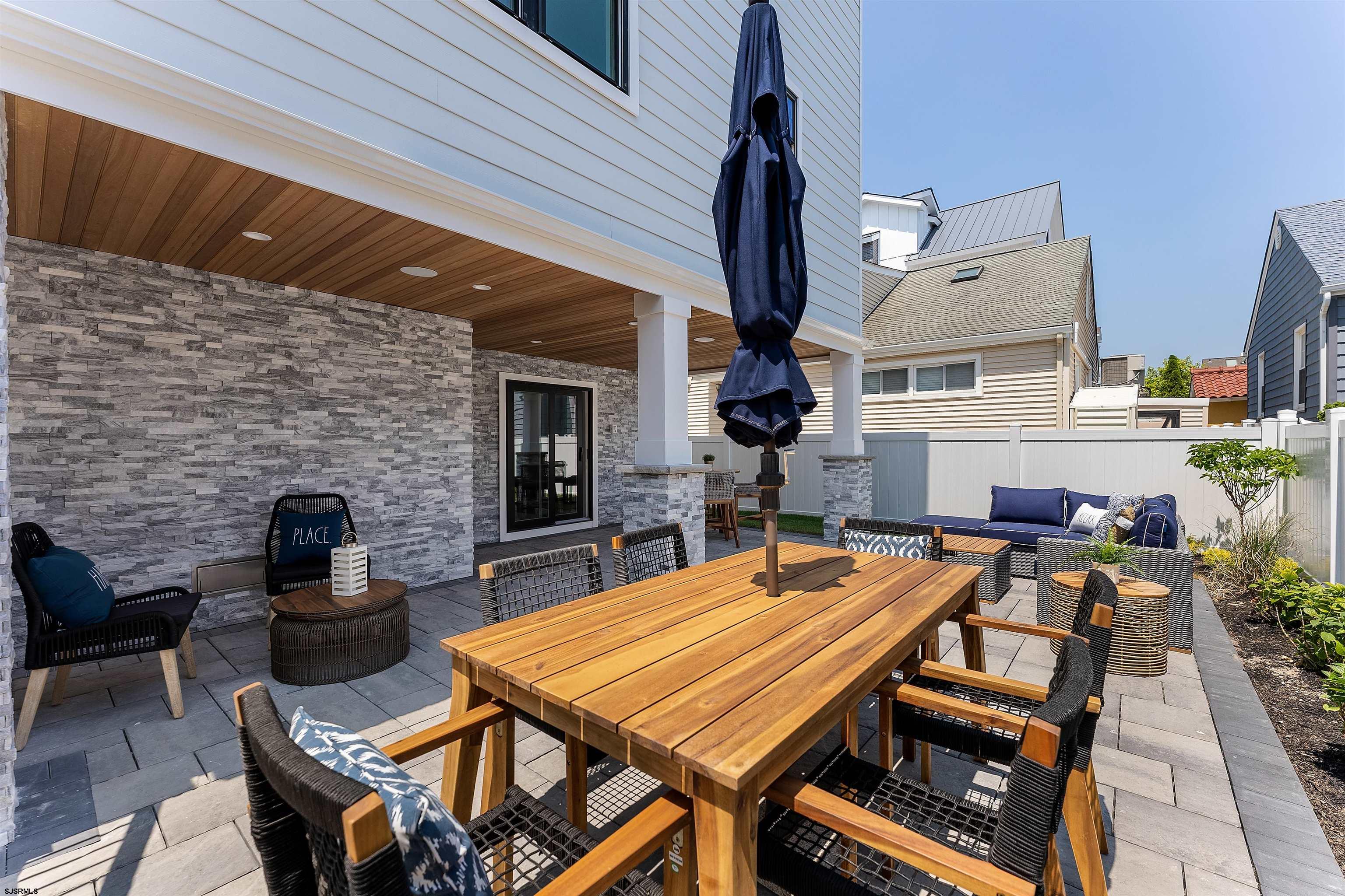 17 N Hanover Ave