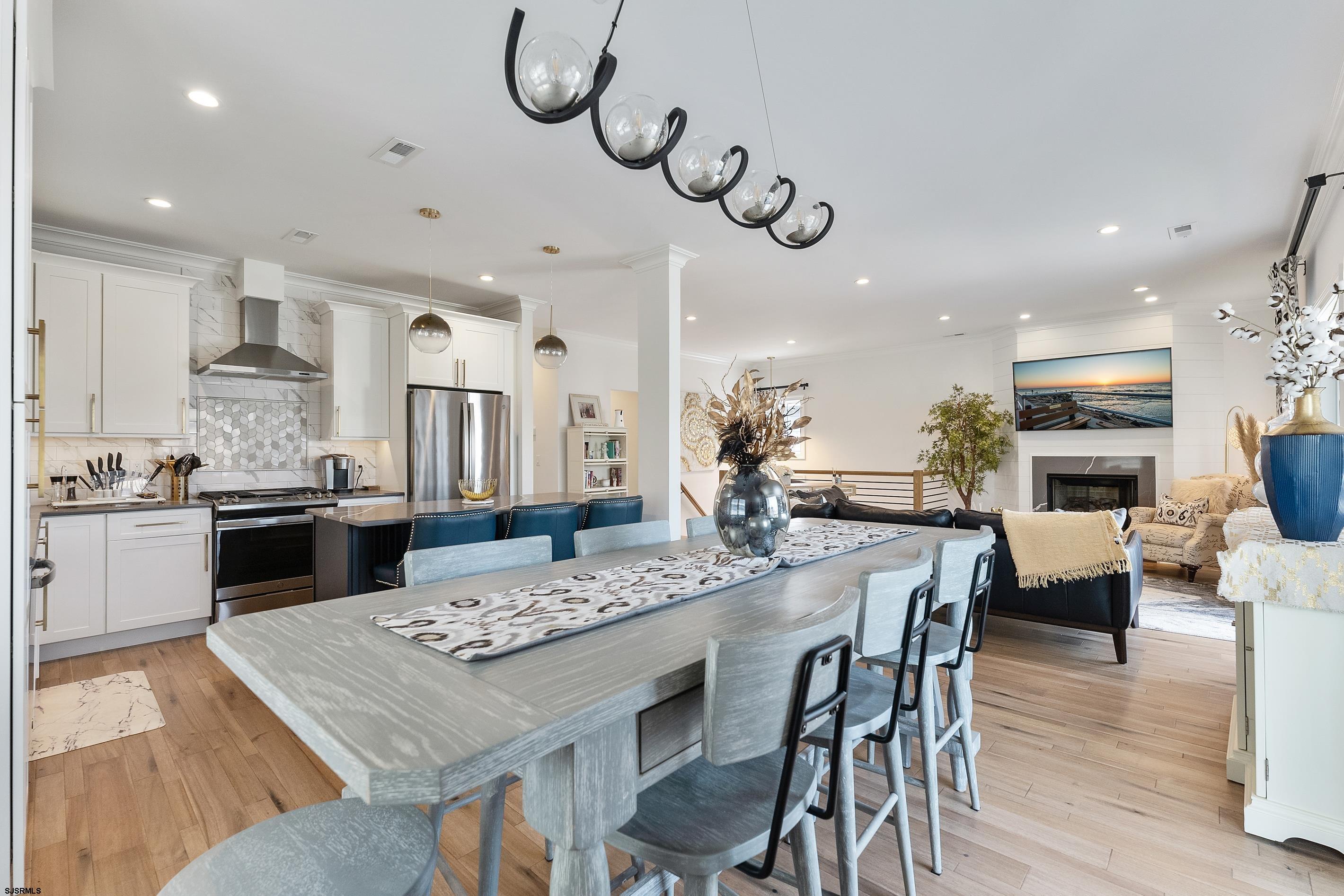 14 S Hillside Ave Unit: B