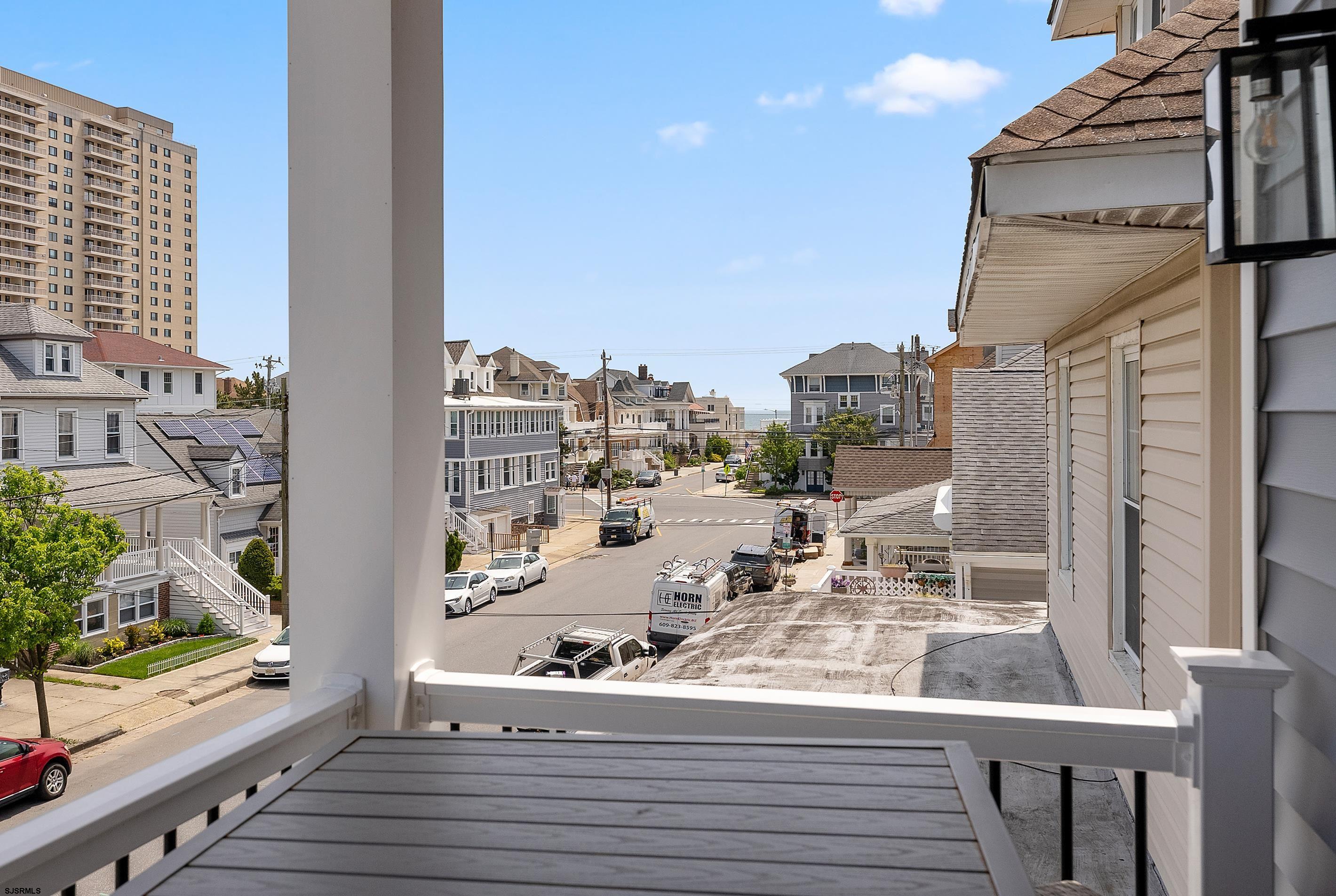 14 S Hillside Ave Unit: B