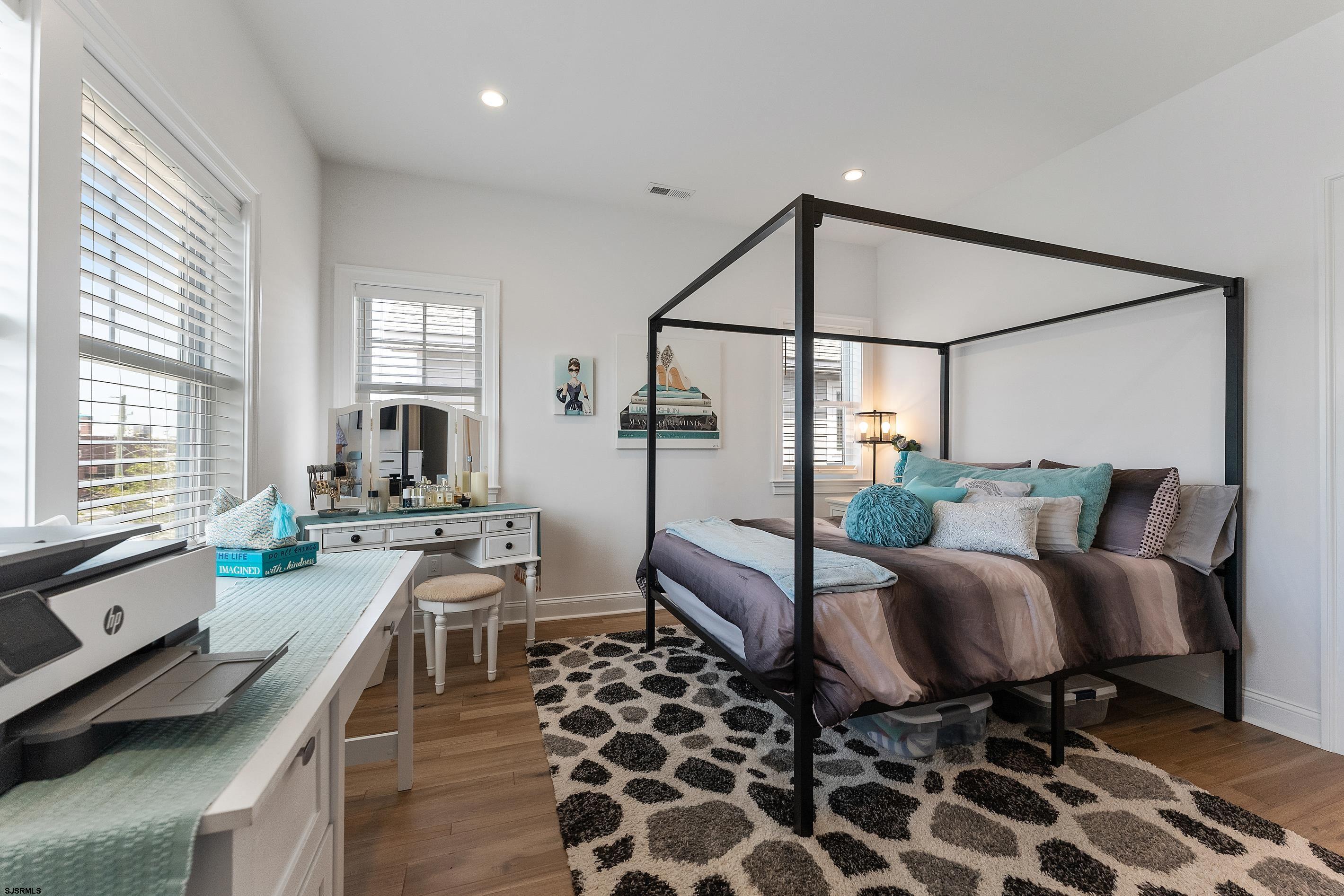 14 S Hillside Ave Unit: B