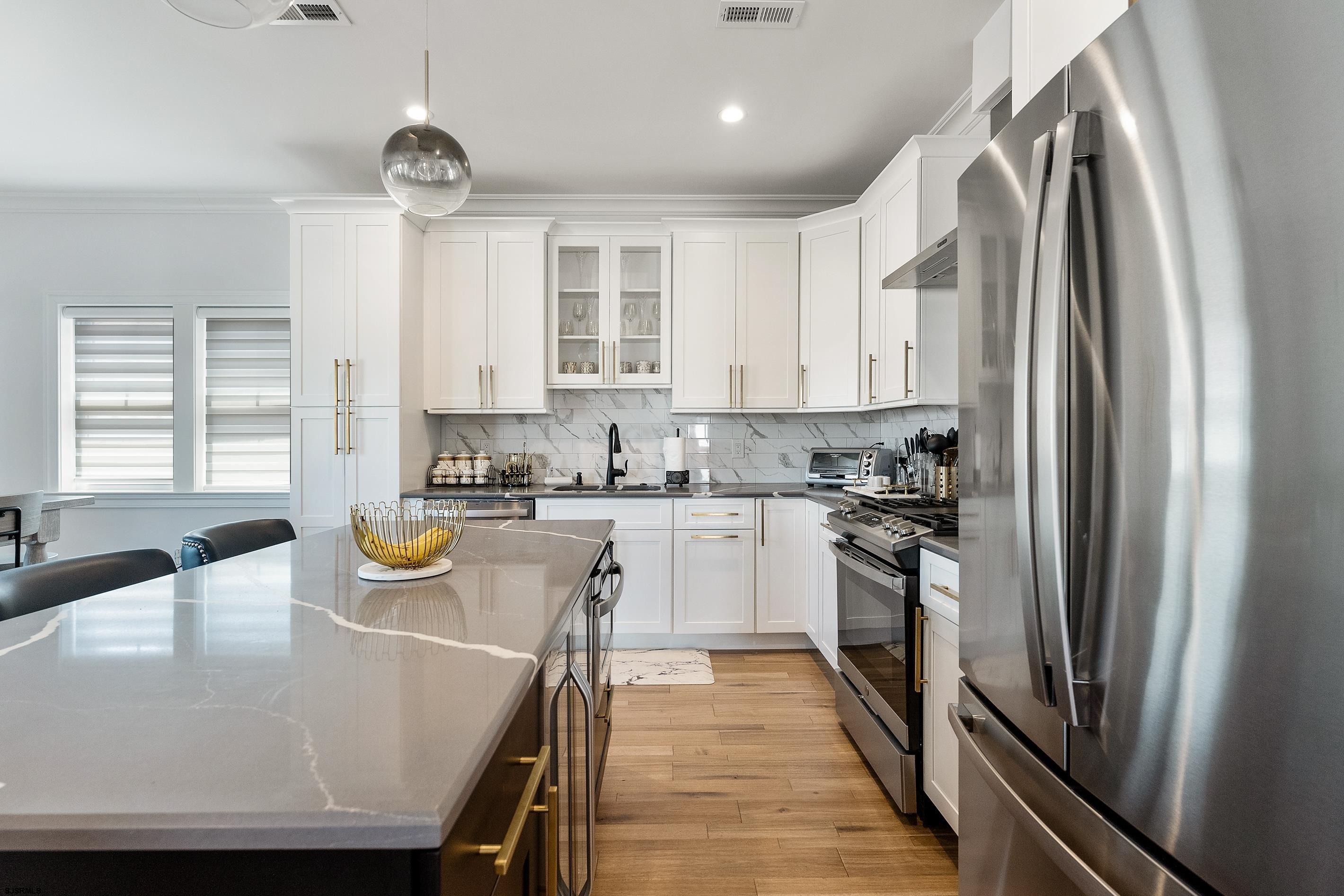 14 S Hillside Ave Unit: B