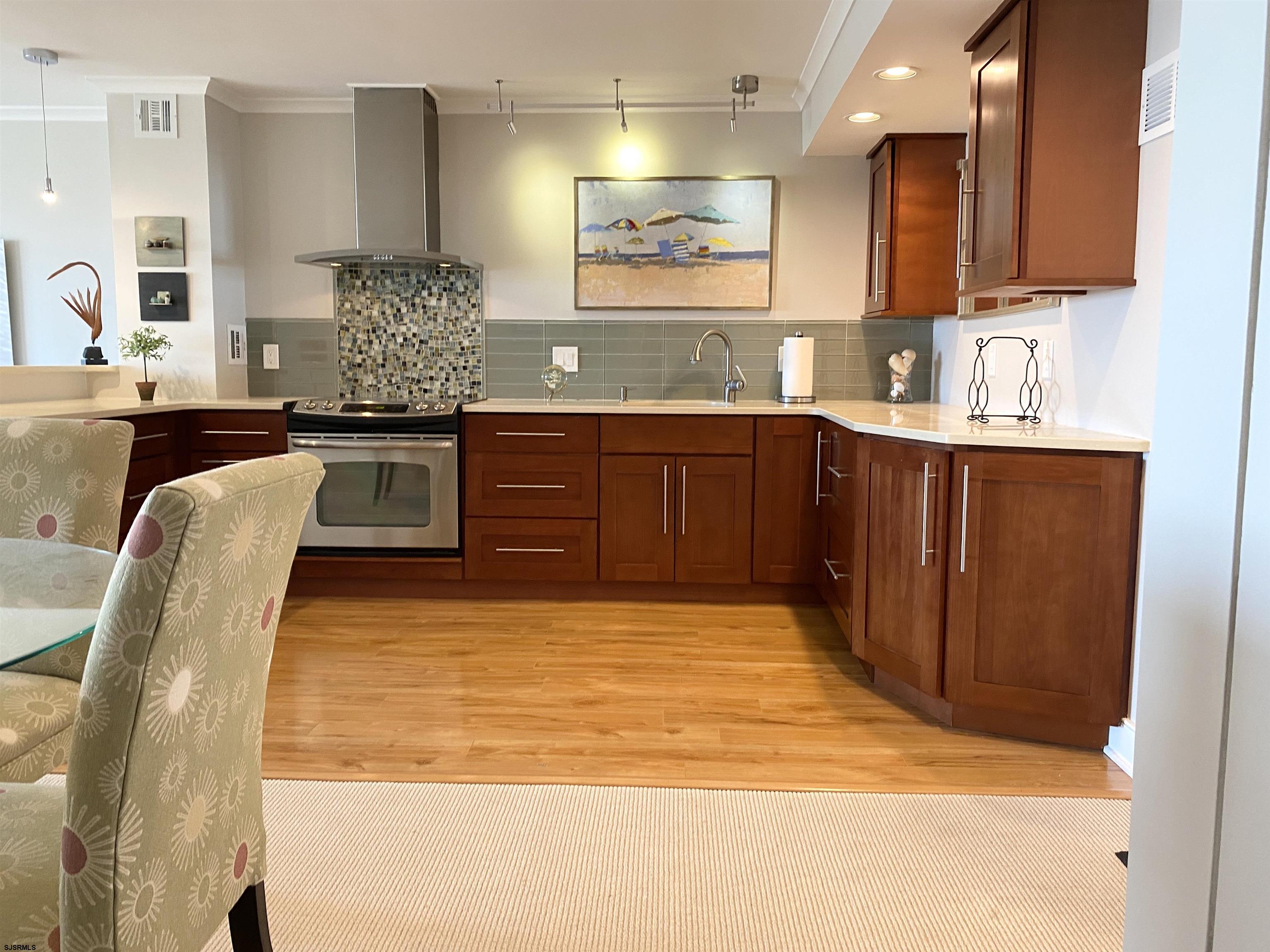 2700 Atlantic Ave Unit: 709