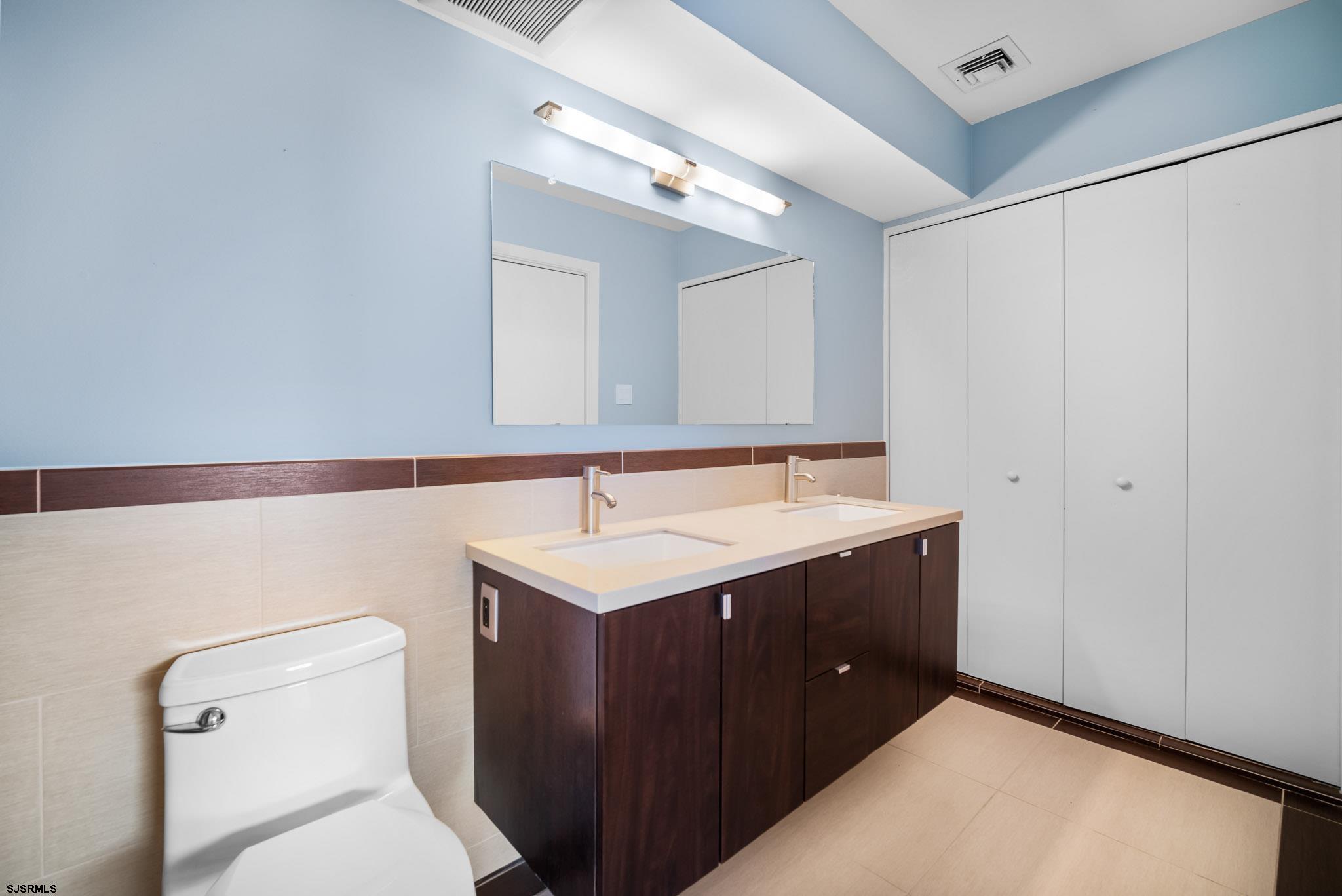 598 Mays Landing Road Unit: 208