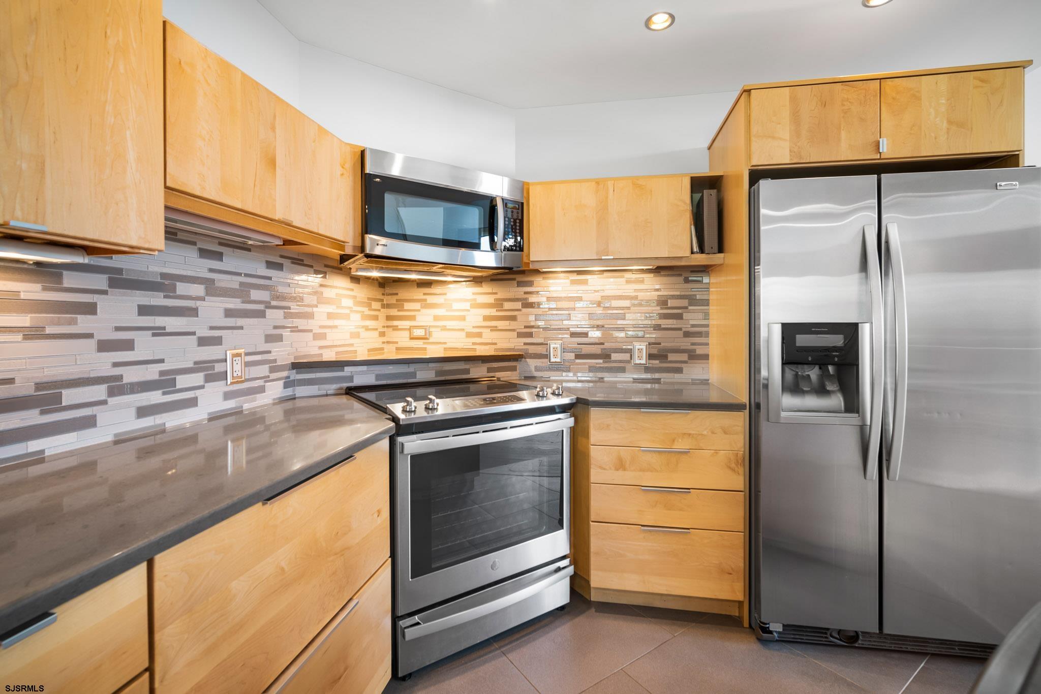 598 Mays Landing Road Unit: 208