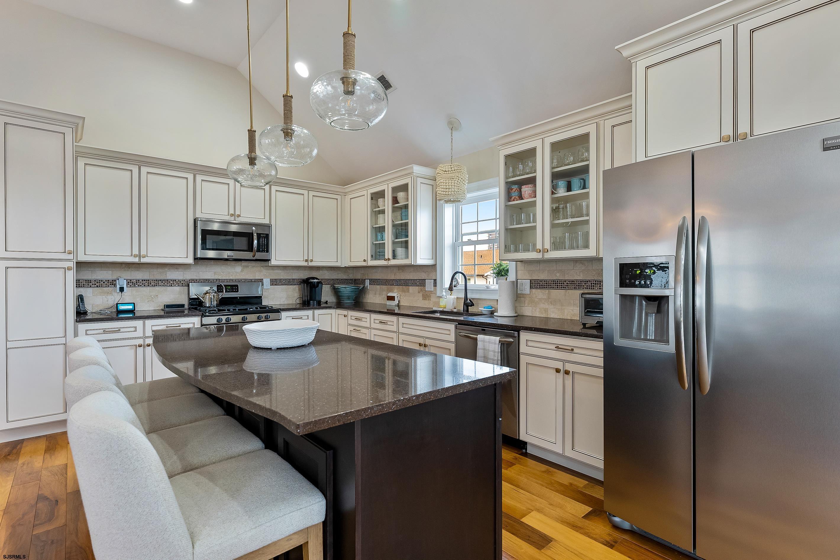 7 N Adams Ave Unit: B