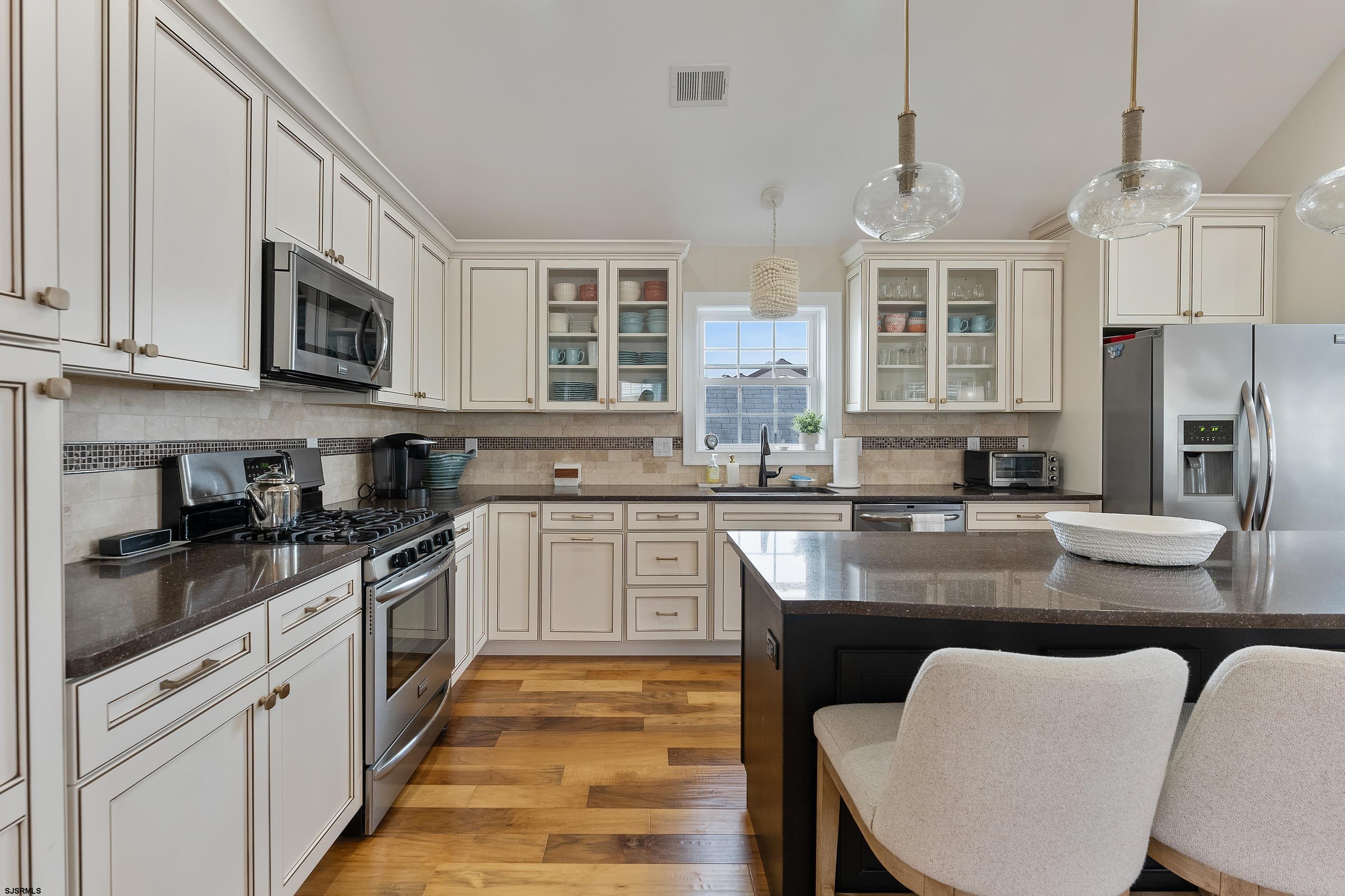 7 N Adams Ave Unit: B